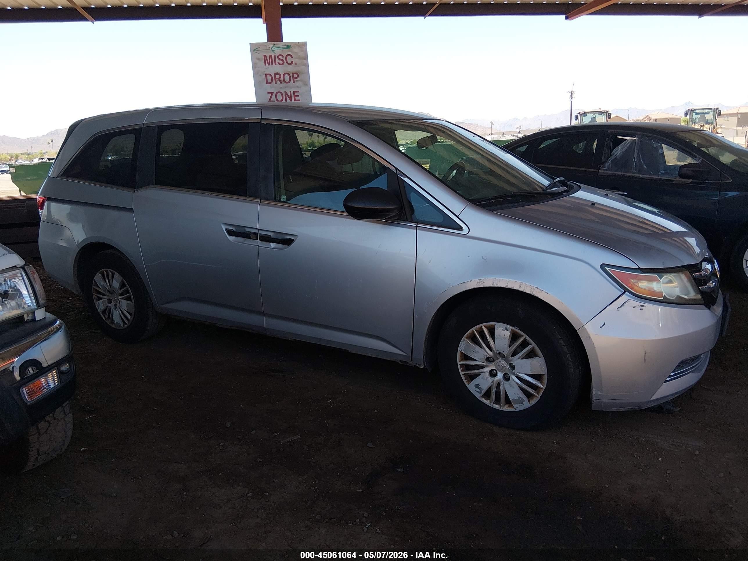 2014 Honda Odyssey Lx Silver vin: 5FNRL5H23EB023296