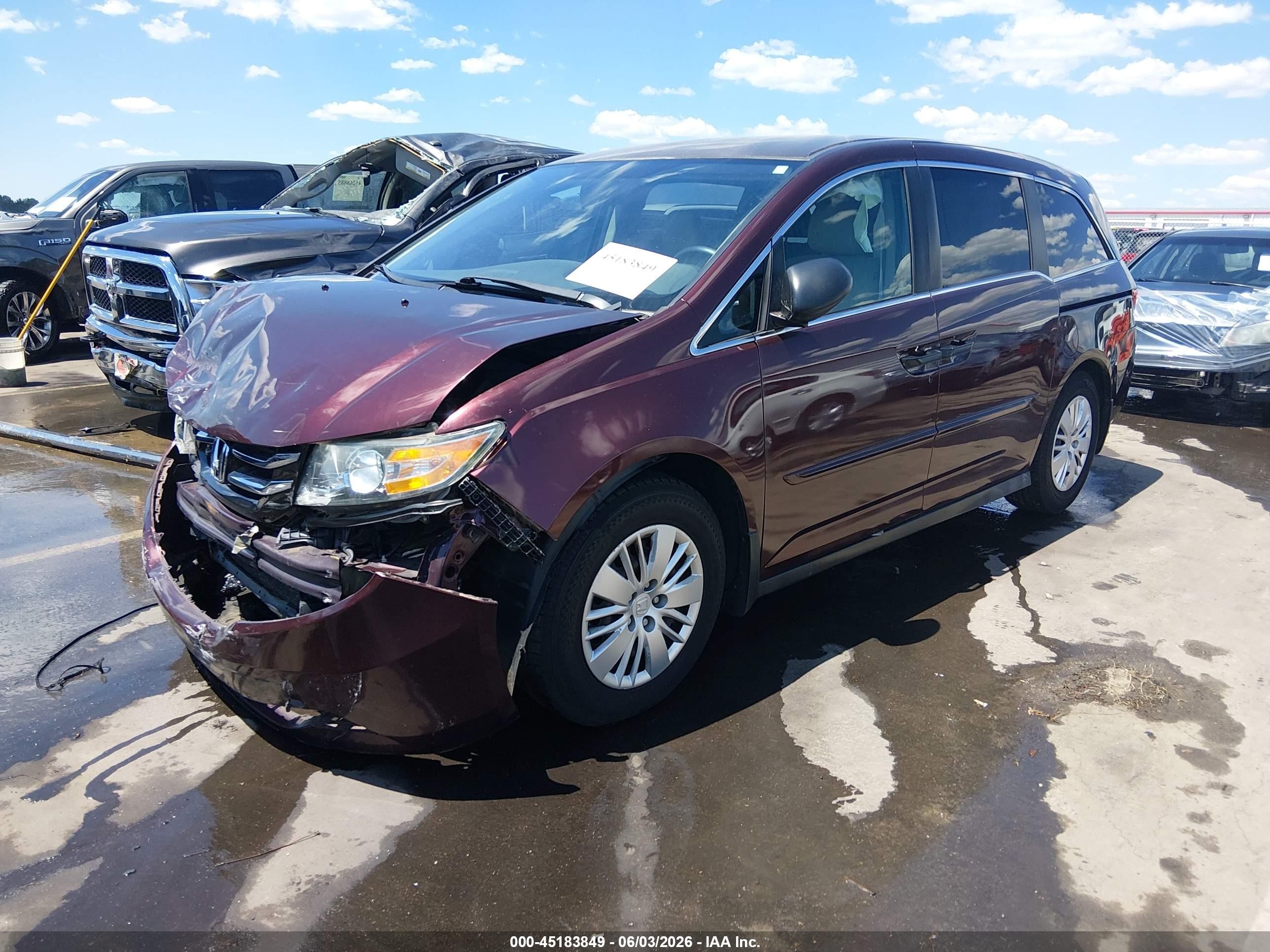 2014 Honda Odyssey Lx Burgundy vin: 5FNRL5H23EB028997