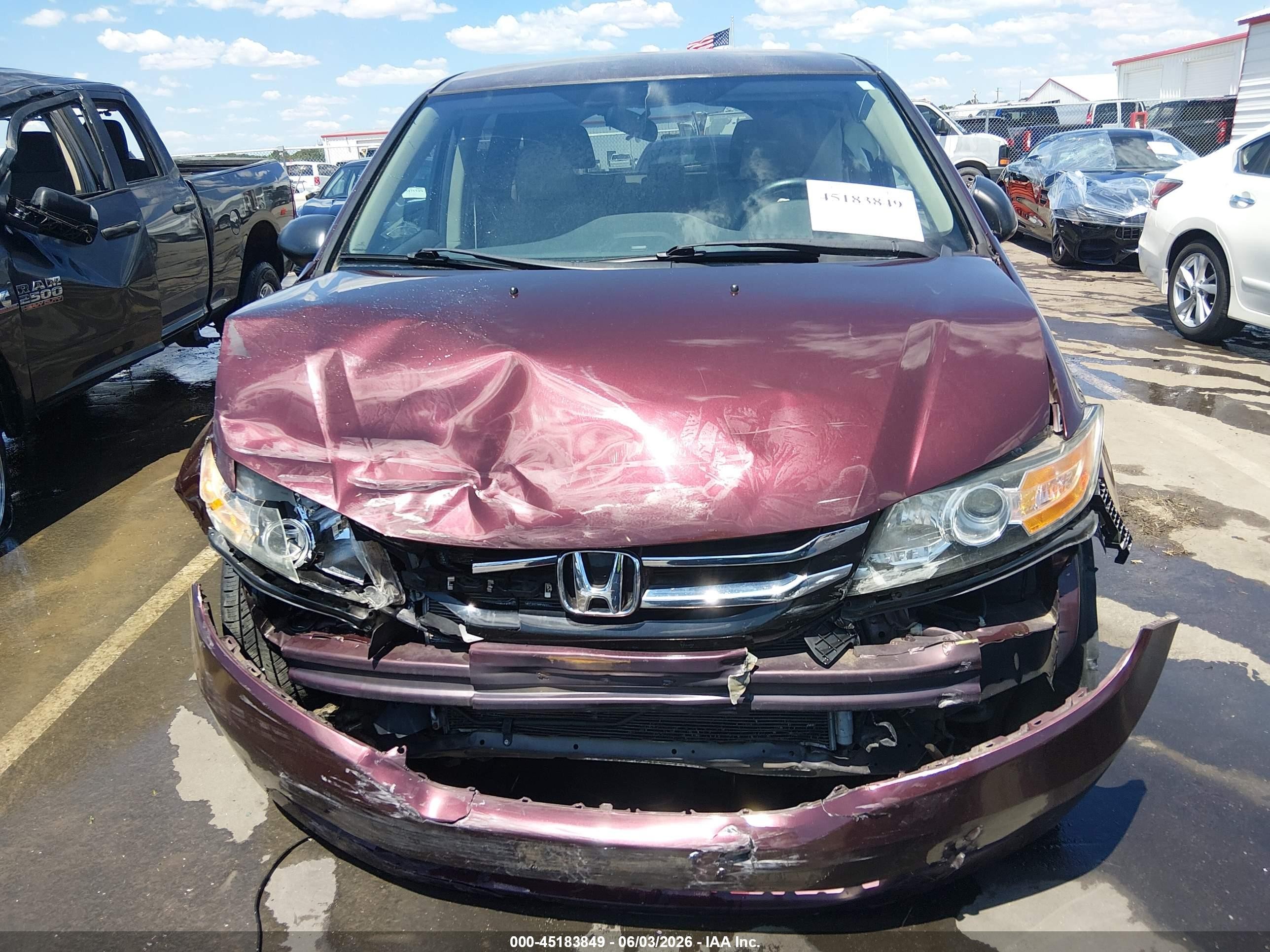 2014 Honda Odyssey Lx Burgundy vin: 5FNRL5H23EB028997