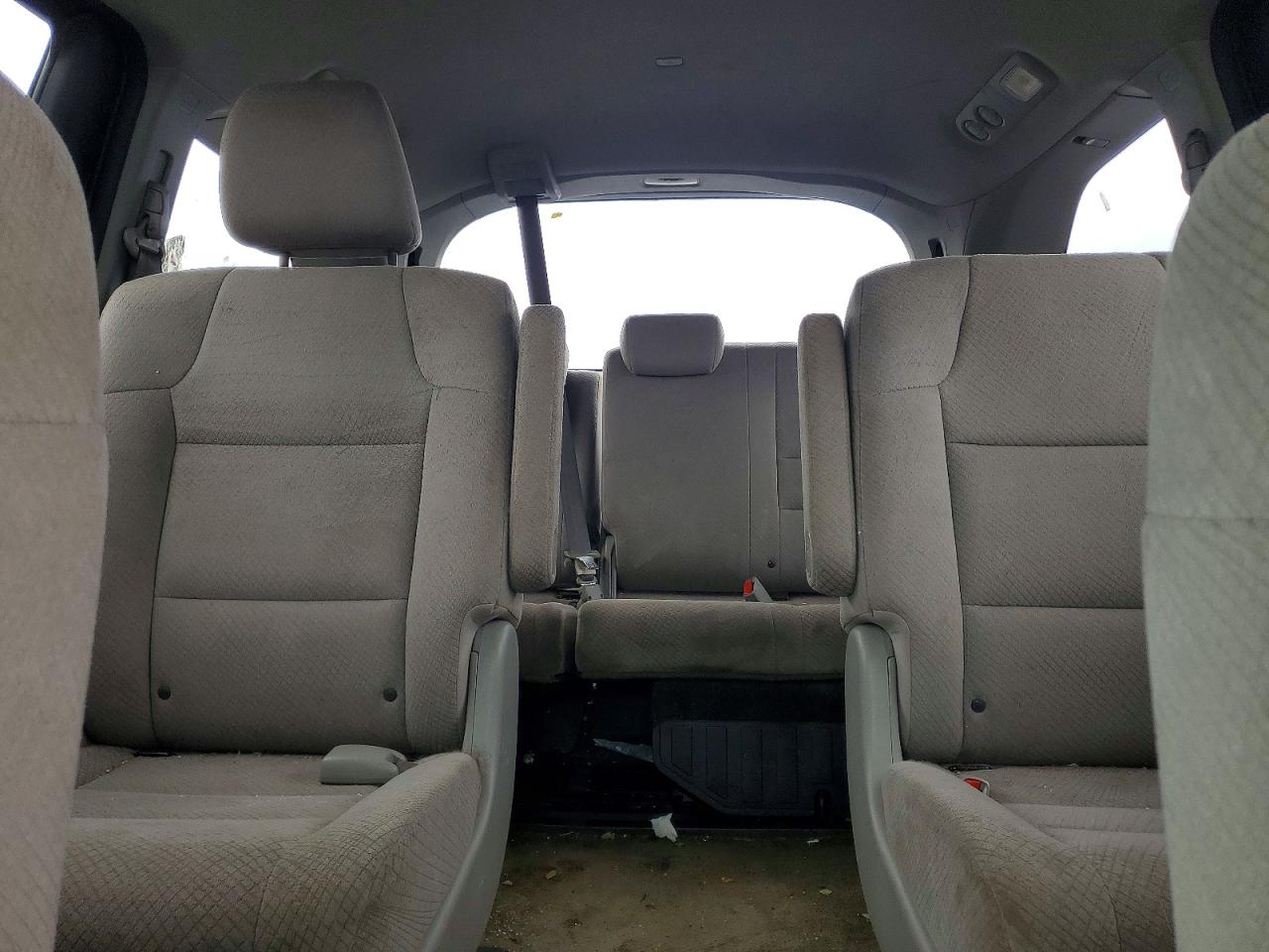 2015 Honda Odyssey Lx Gray vin: 5FNRL5H23FB094418
