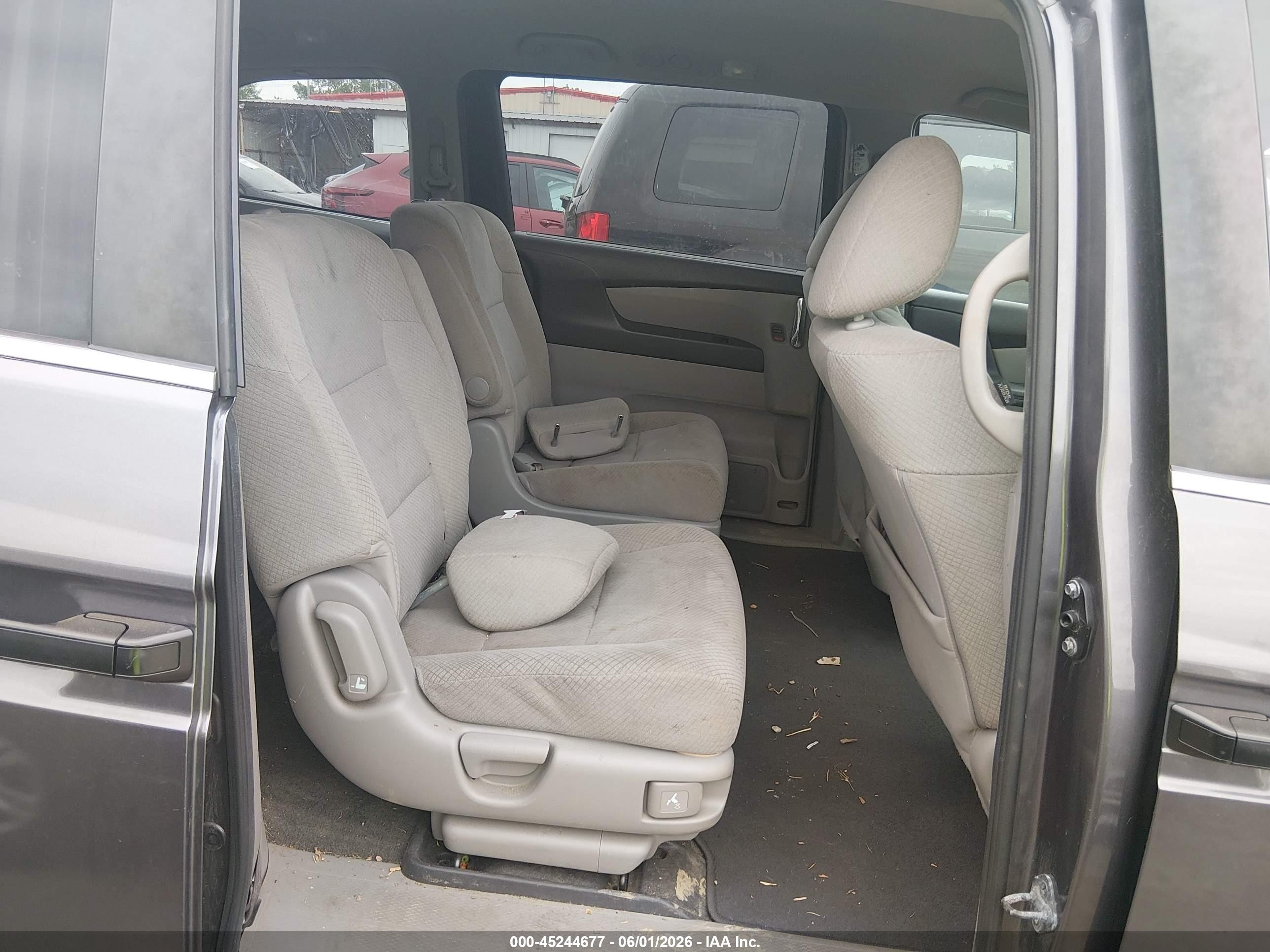 2016 Honda Odyssey Lx Серый vin: 5FNRL5H23GB014598