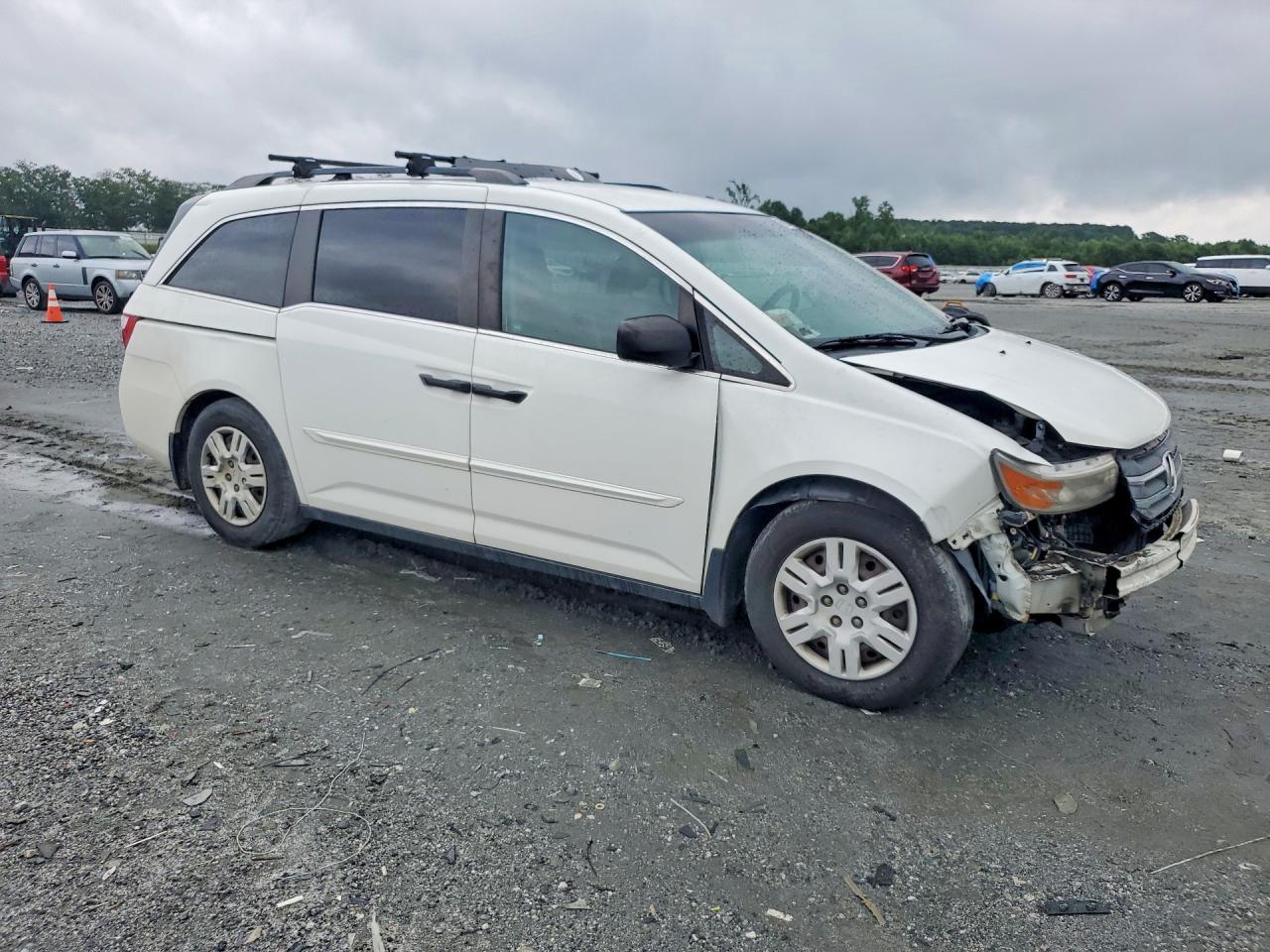 2011 Honda Odyssey Lx White vin: 5FNRL5H24BB017177