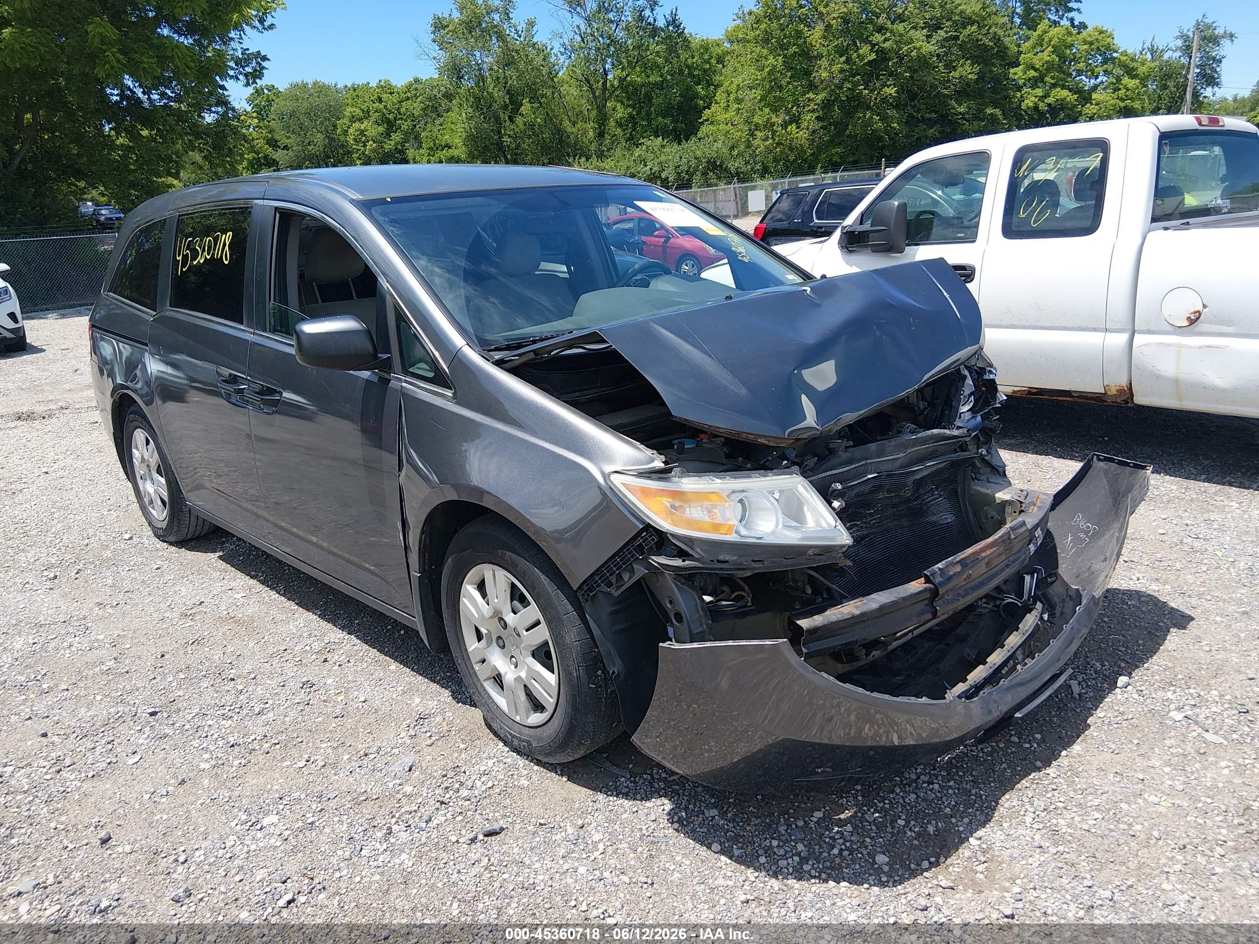 2011 Honda Odyssey Lx Gray vin: 5FNRL5H24BB030236