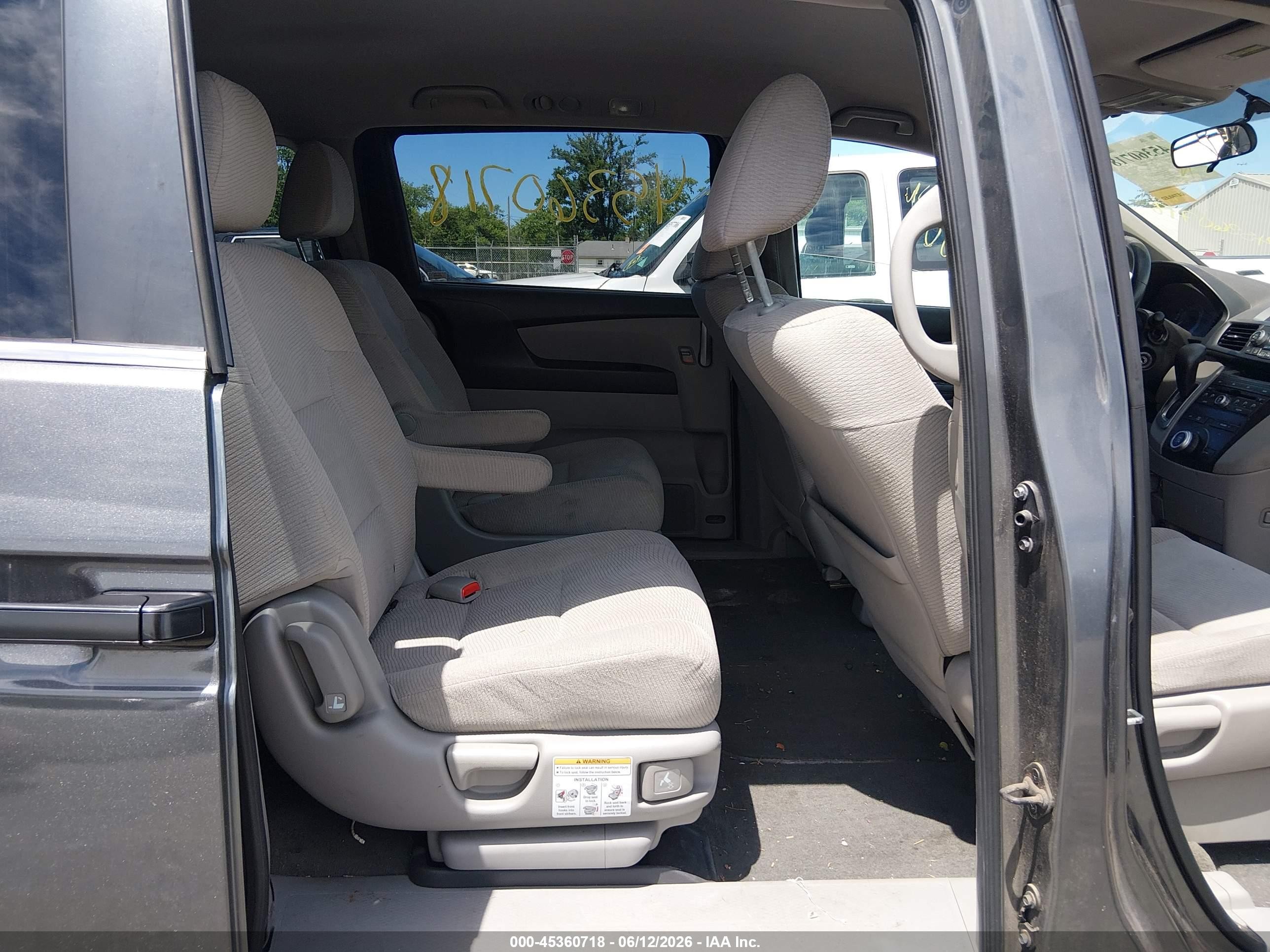 2011 Honda Odyssey Lx Gray vin: 5FNRL5H24BB030236