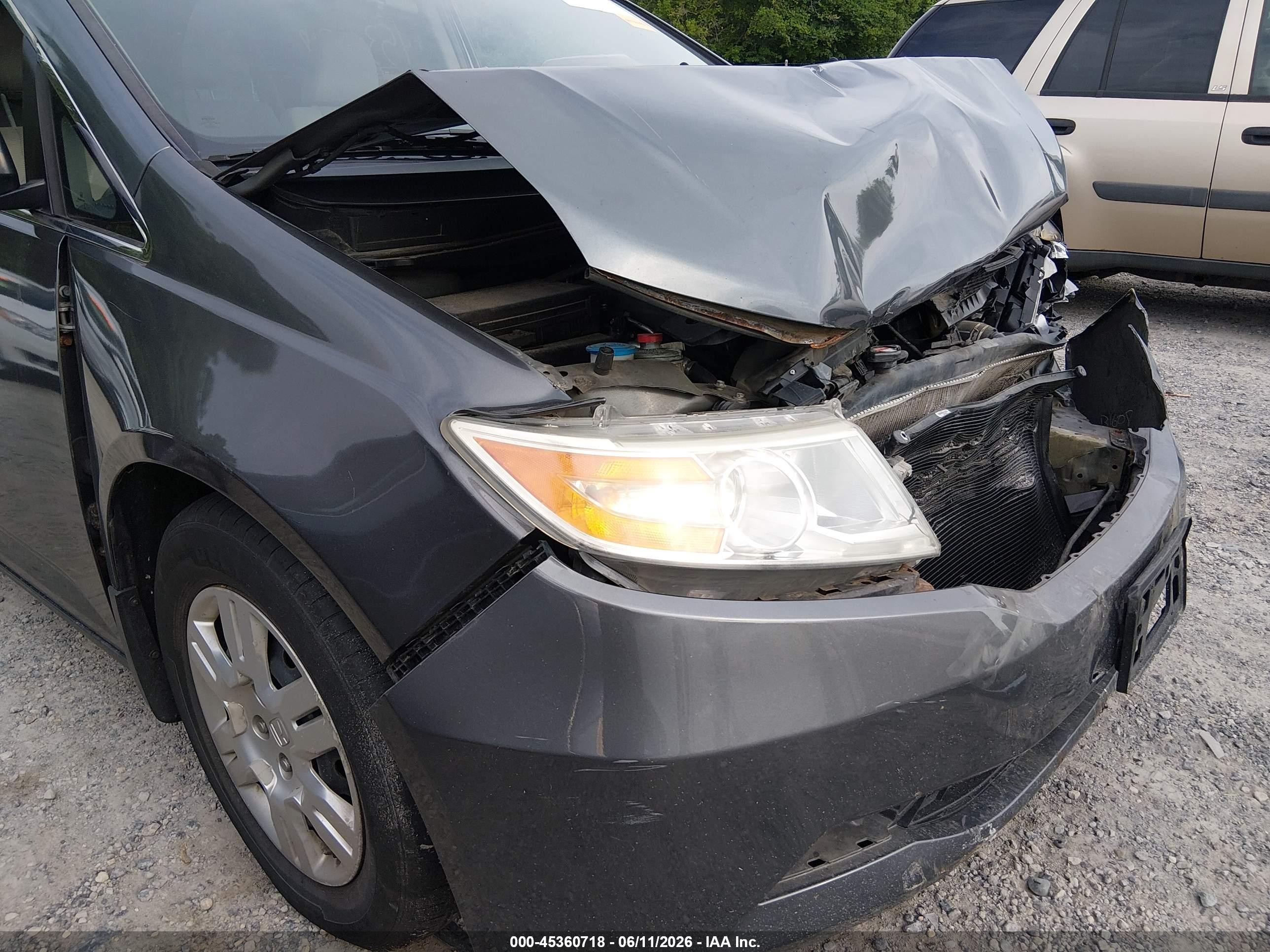 2011 Honda Odyssey Lx Gray vin: 5FNRL5H24BB030236