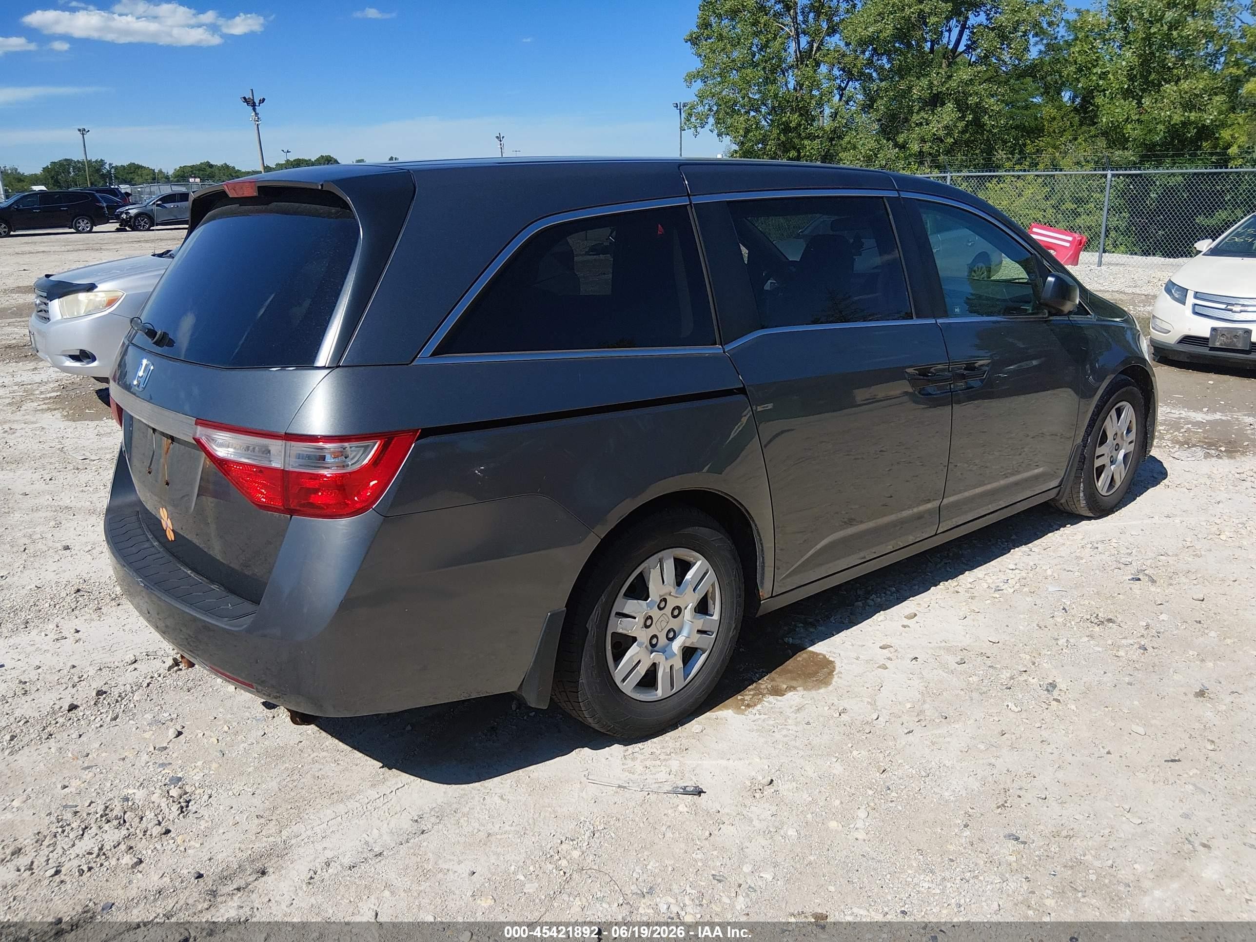2011 Honda Odyssey Lx Gray vin: 5FNRL5H24BB065178