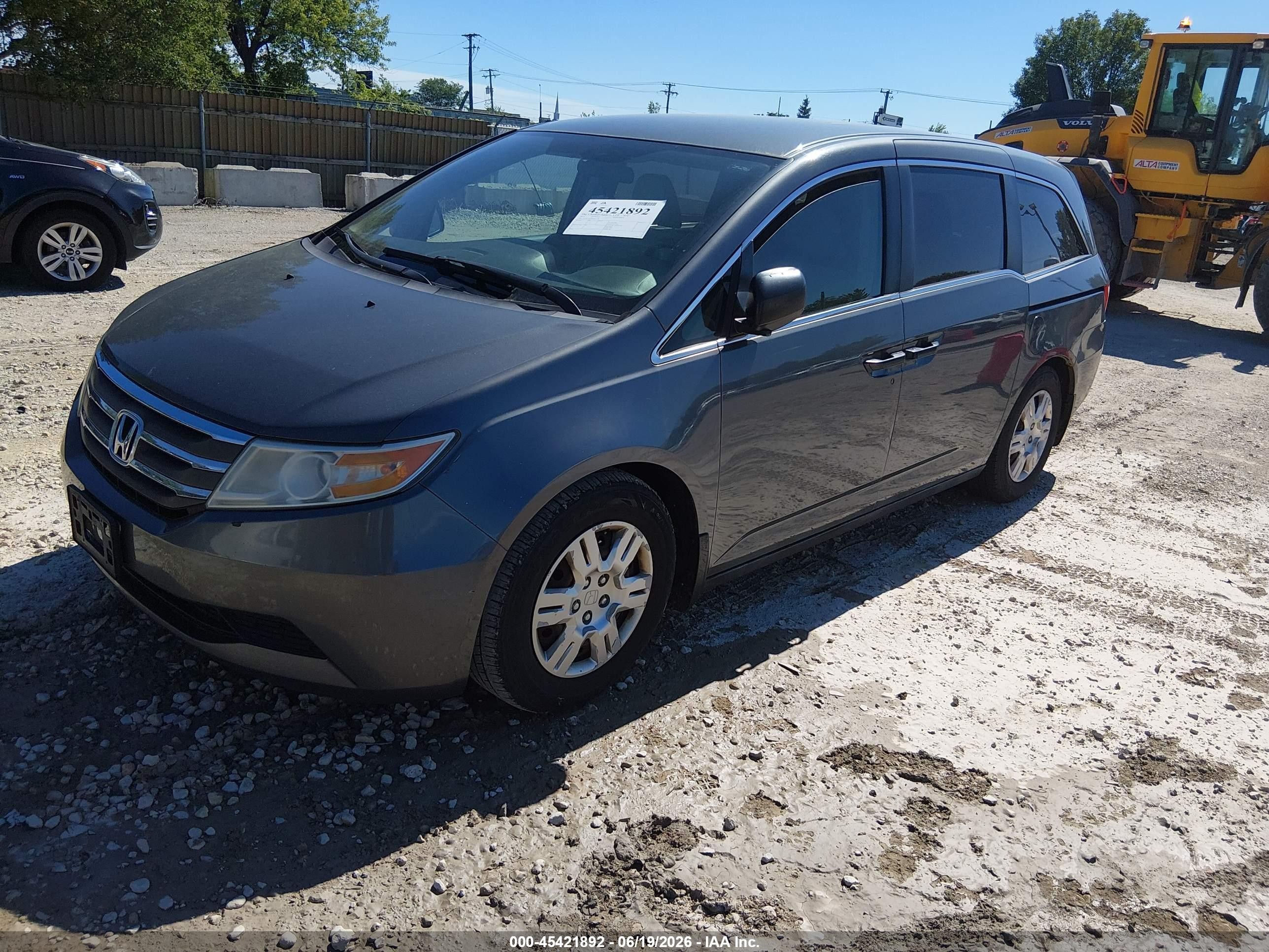 2011 Honda Odyssey Lx Gray vin: 5FNRL5H24BB065178