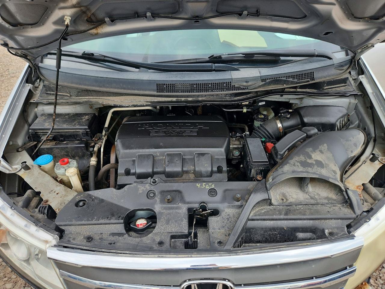 2011 Honda Odyssey Lx Silver vin: 5FNRL5H24BB075967