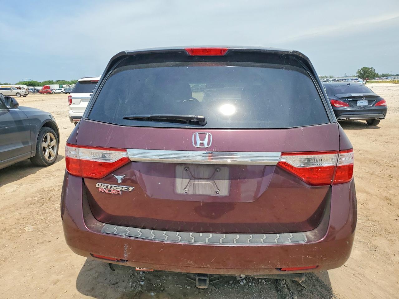 2011 Honda Odyssey Lx Maroon vin: 5FNRL5H24BB083485