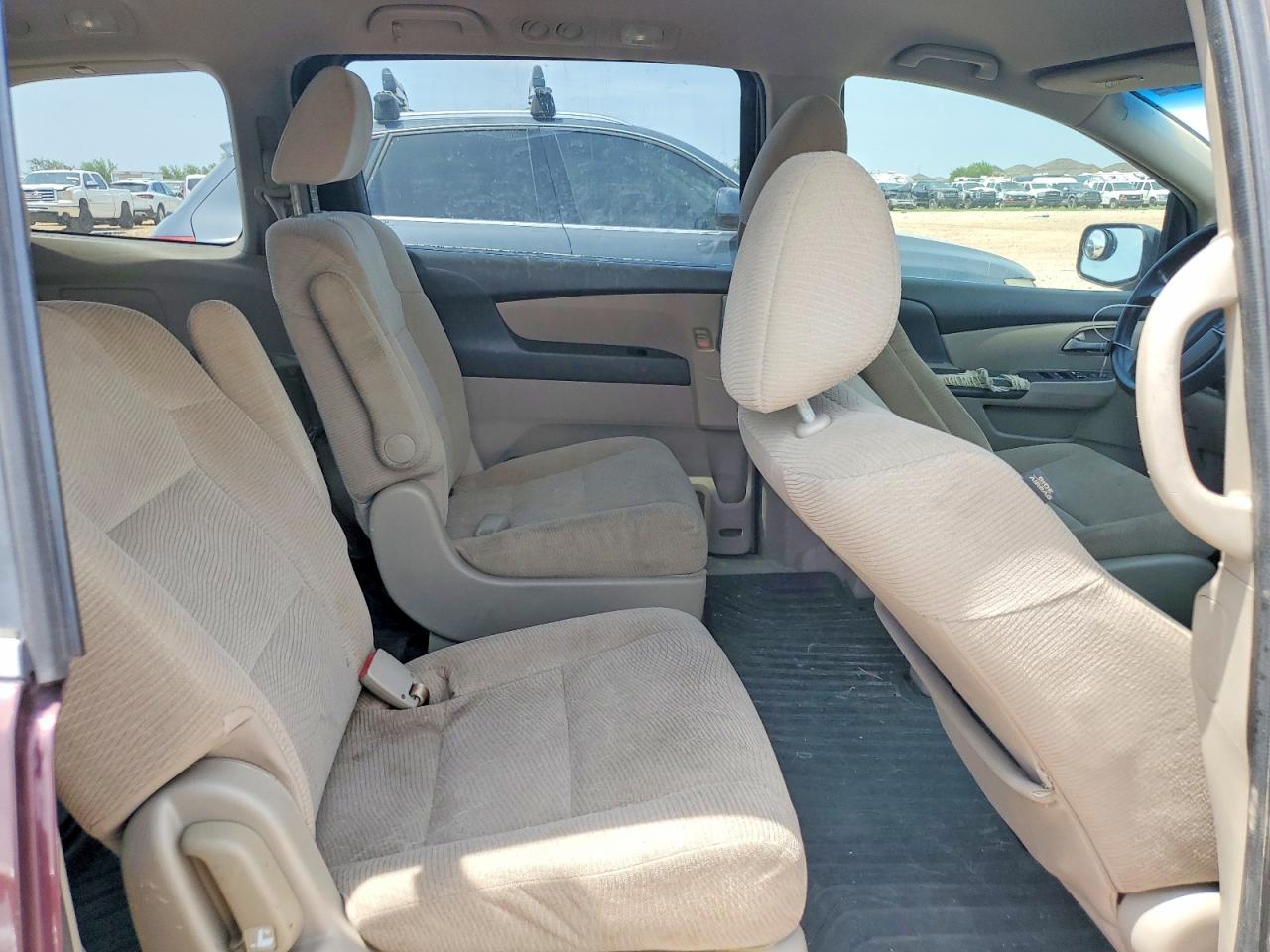 2011 Honda Odyssey Lx Maroon vin: 5FNRL5H24BB083485