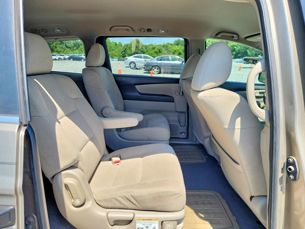 2011 Honda Odyssey Lx Gold vin: 5FNRL5H24BB089979