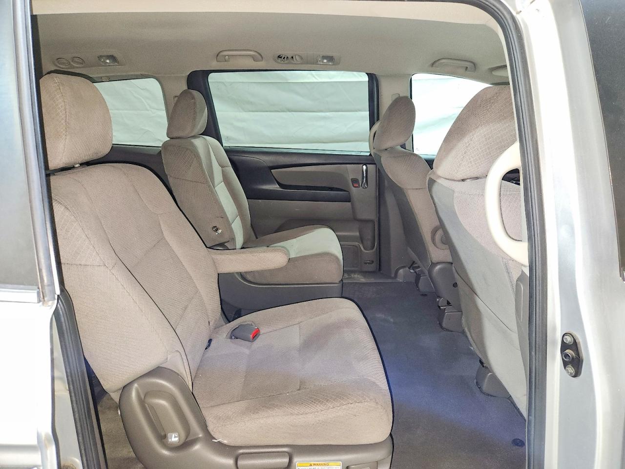 2014 Honda Odyssey Lx Silver vin: 5FNRL5H24EB006202