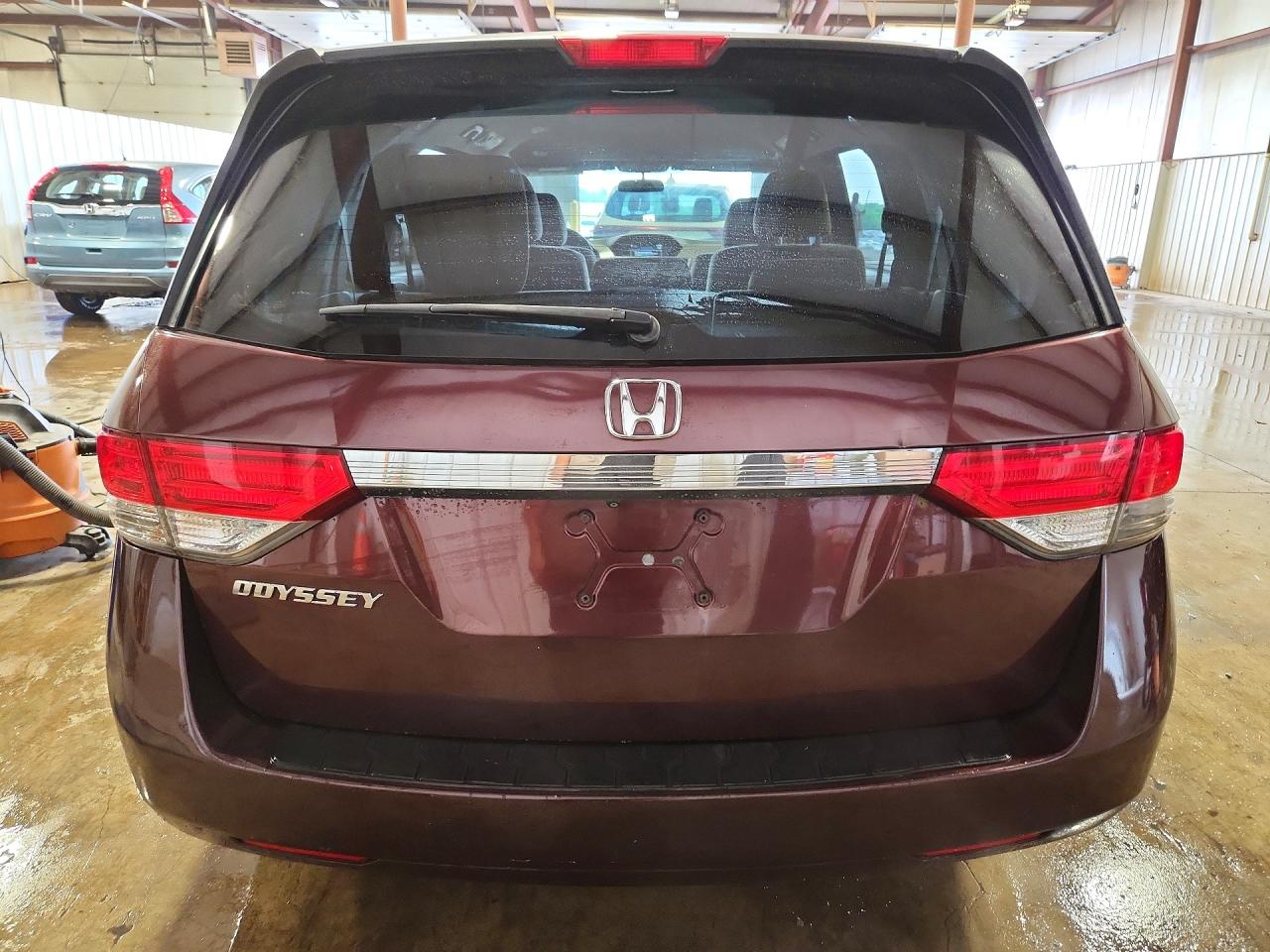2015 Honda Odyssey Lx Maroon vin: 5FNRL5H24FB016973