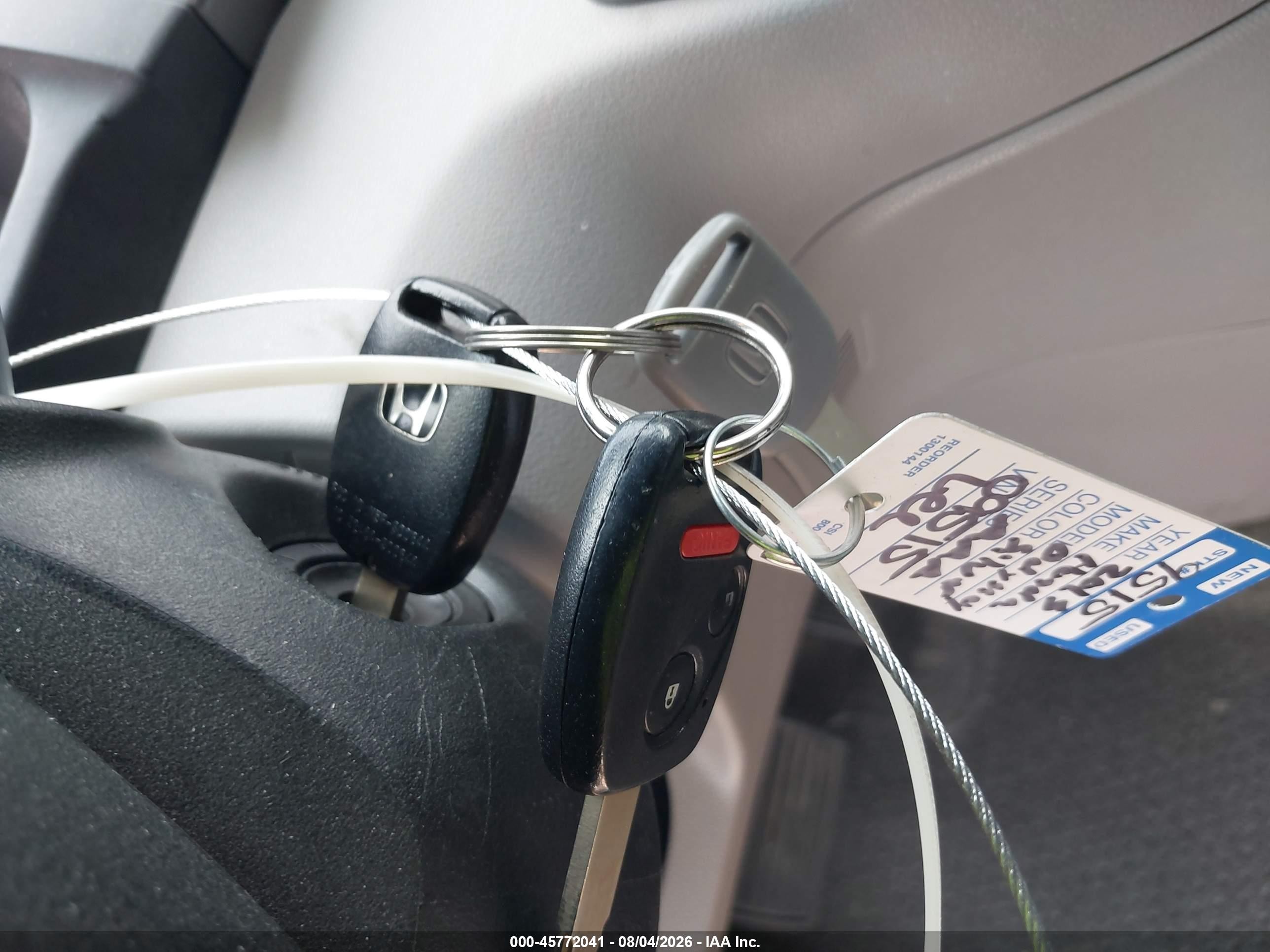 2015 Honda Odyssey Lx Silver vin: 5FNRL5H24FB095447