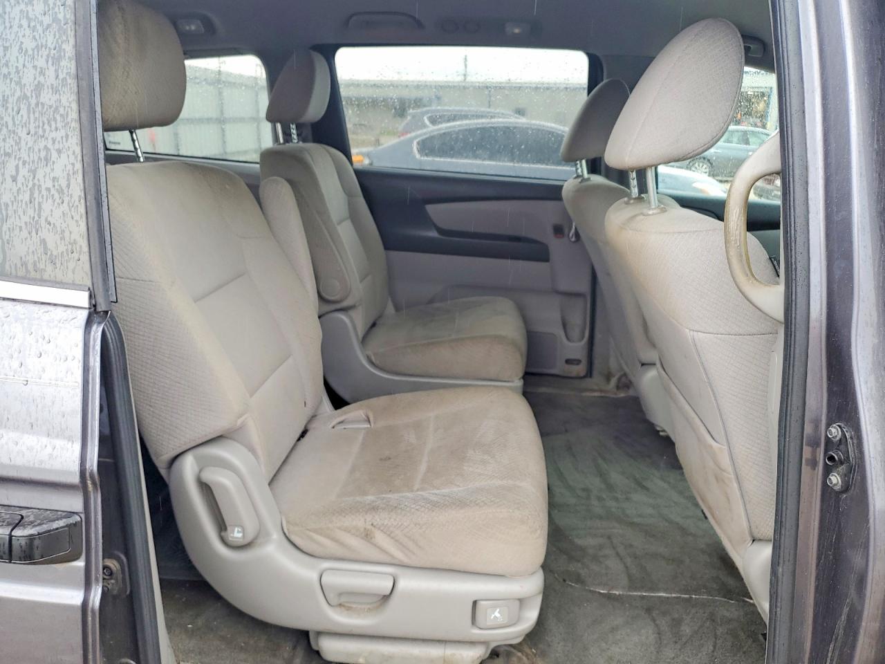 2015 Honda Odyssey Lx Gray vin: 5FNRL5H24FB130438