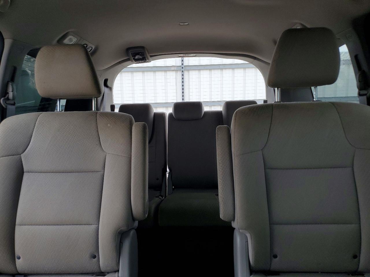 2015 Honda Odyssey Lx Gray vin: 5FNRL5H24FB130438