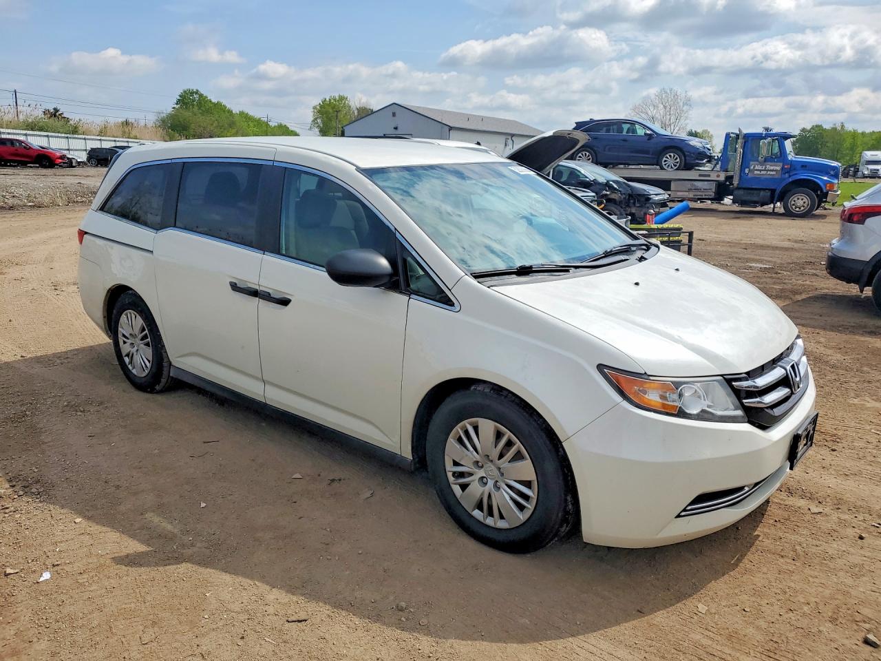 2016 Honda Odyssey Lx White vin: 5FNRL5H24GB030941