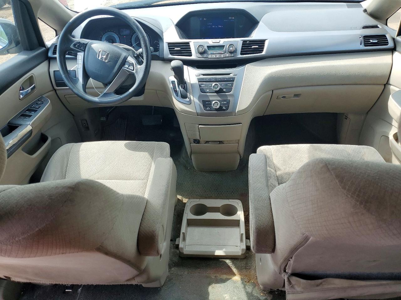 2016 Honda Odyssey Lx White vin: 5FNRL5H24GB030941