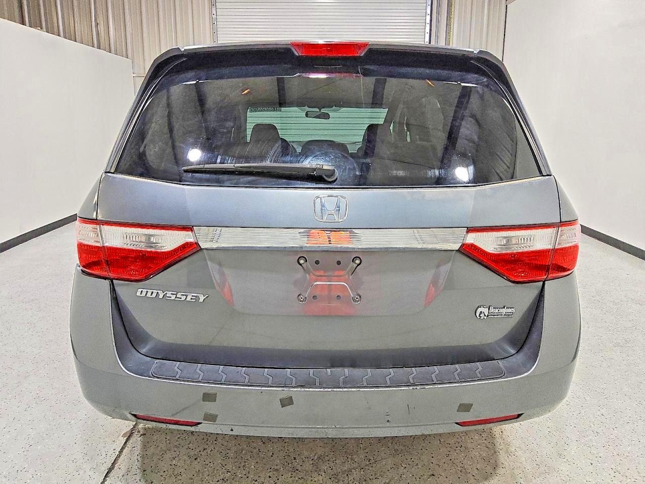 2011 Honda Odyssey Lx Gray vin: 5FNRL5H25BB047787