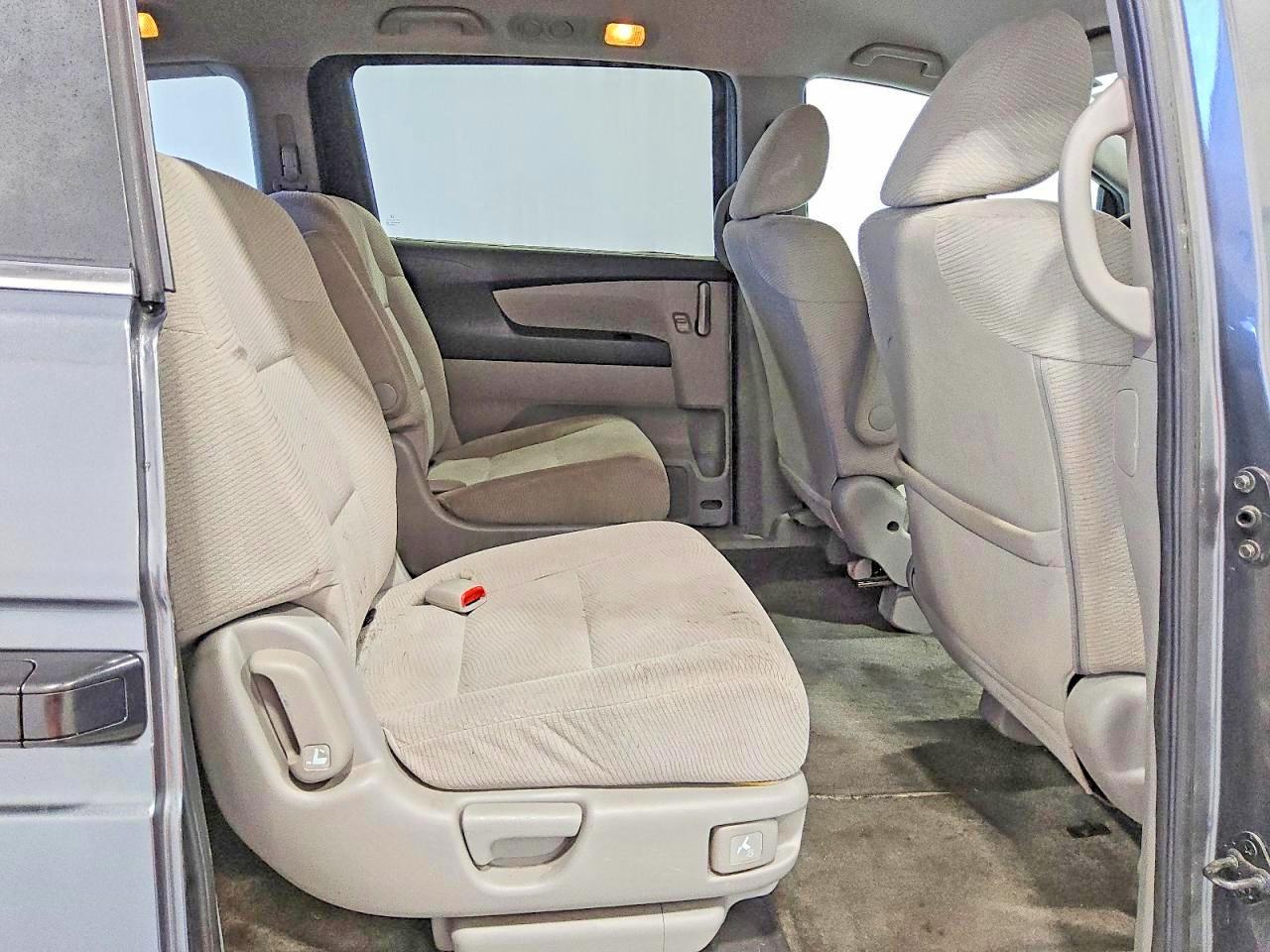 2011 Honda Odyssey Lx Gray vin: 5FNRL5H25BB047787