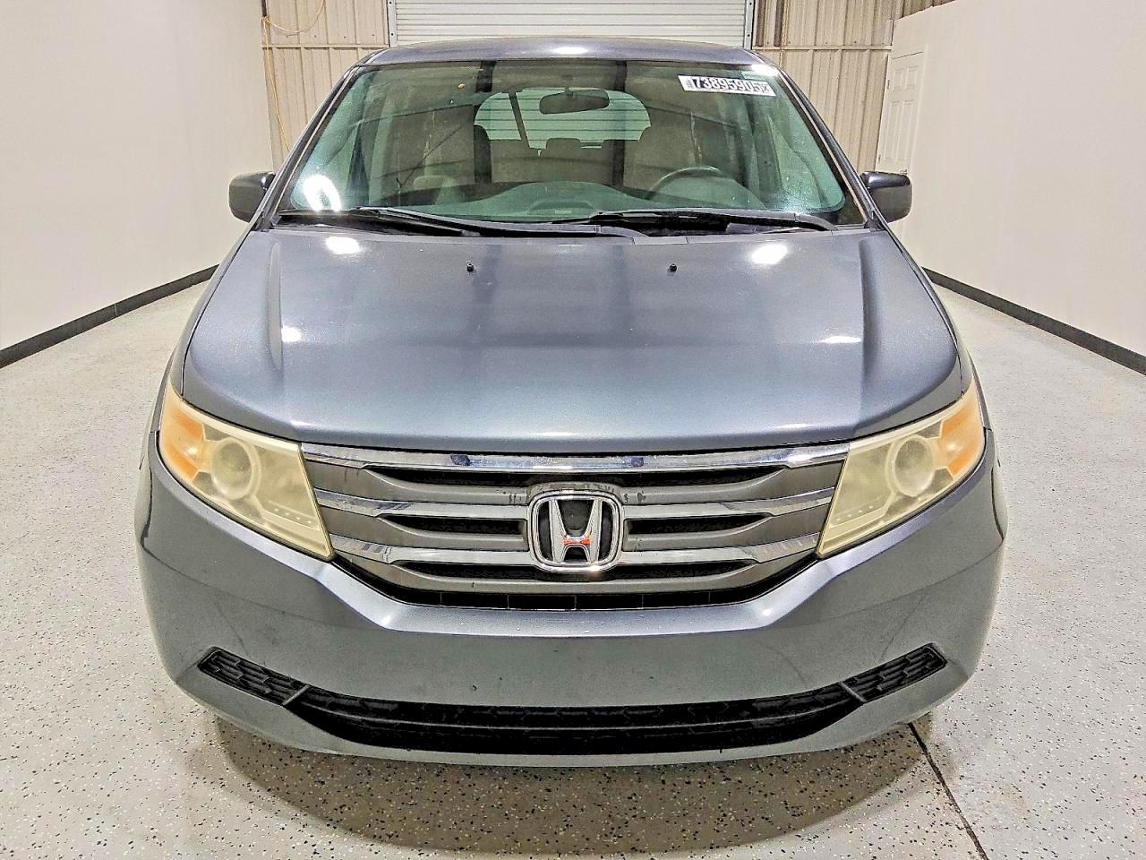 2011 Honda Odyssey Lx Gray vin: 5FNRL5H25BB047787