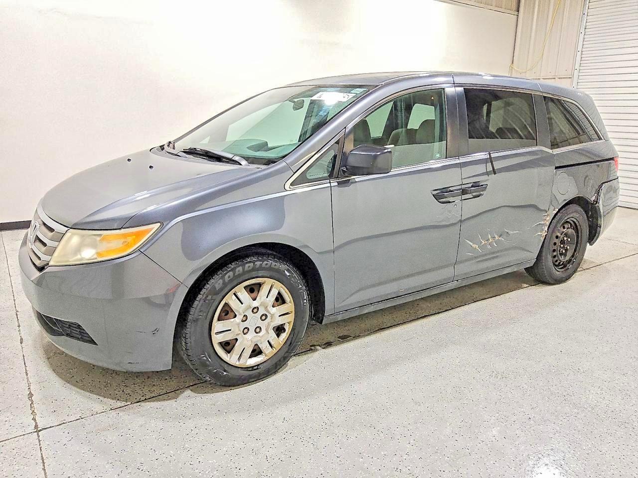 2011 Honda Odyssey Lx Gray vin: 5FNRL5H25BB047787