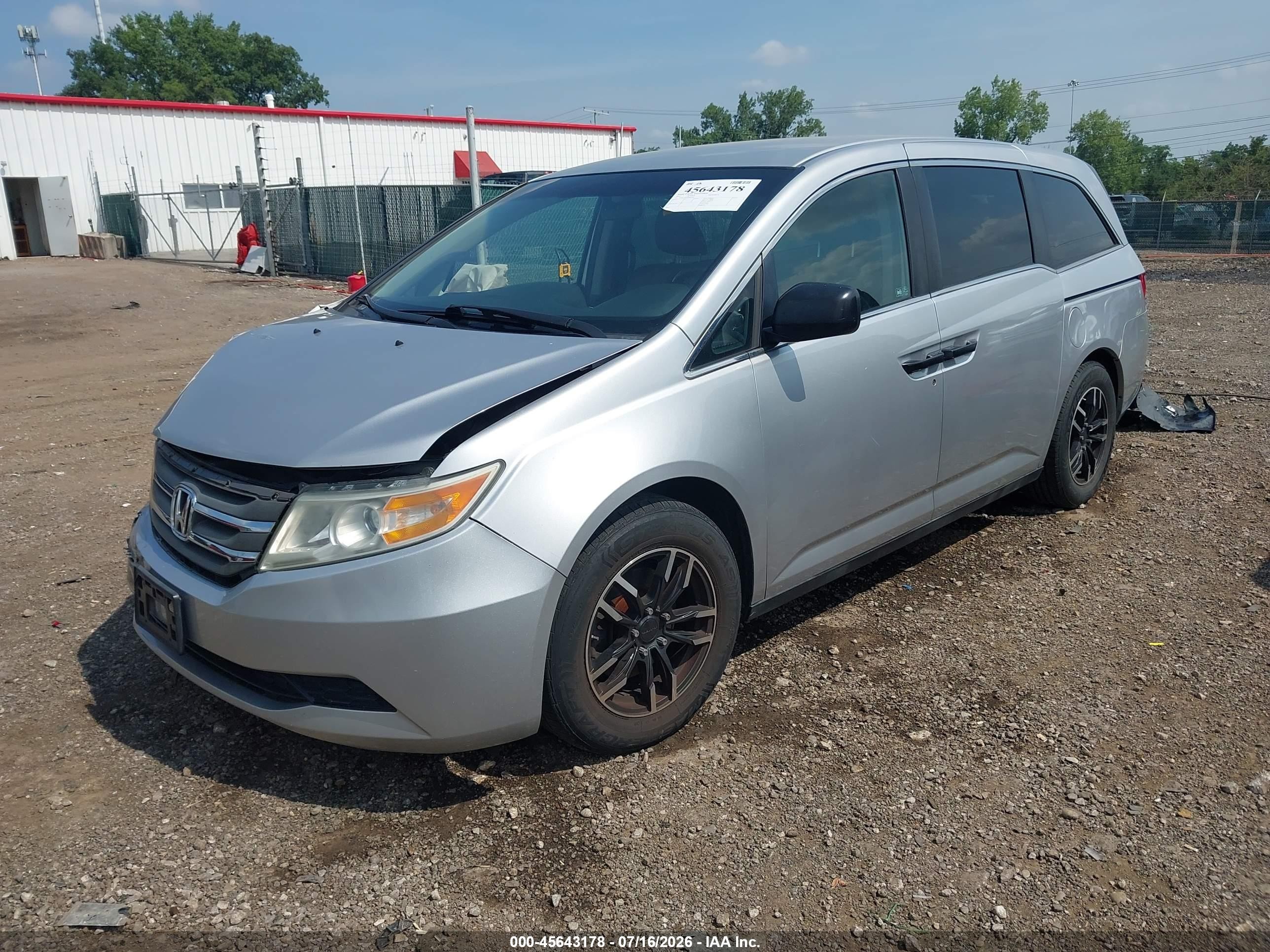 2012 Honda Odyssey Lx Серебряный vin: 5FNRL5H25CB092956
