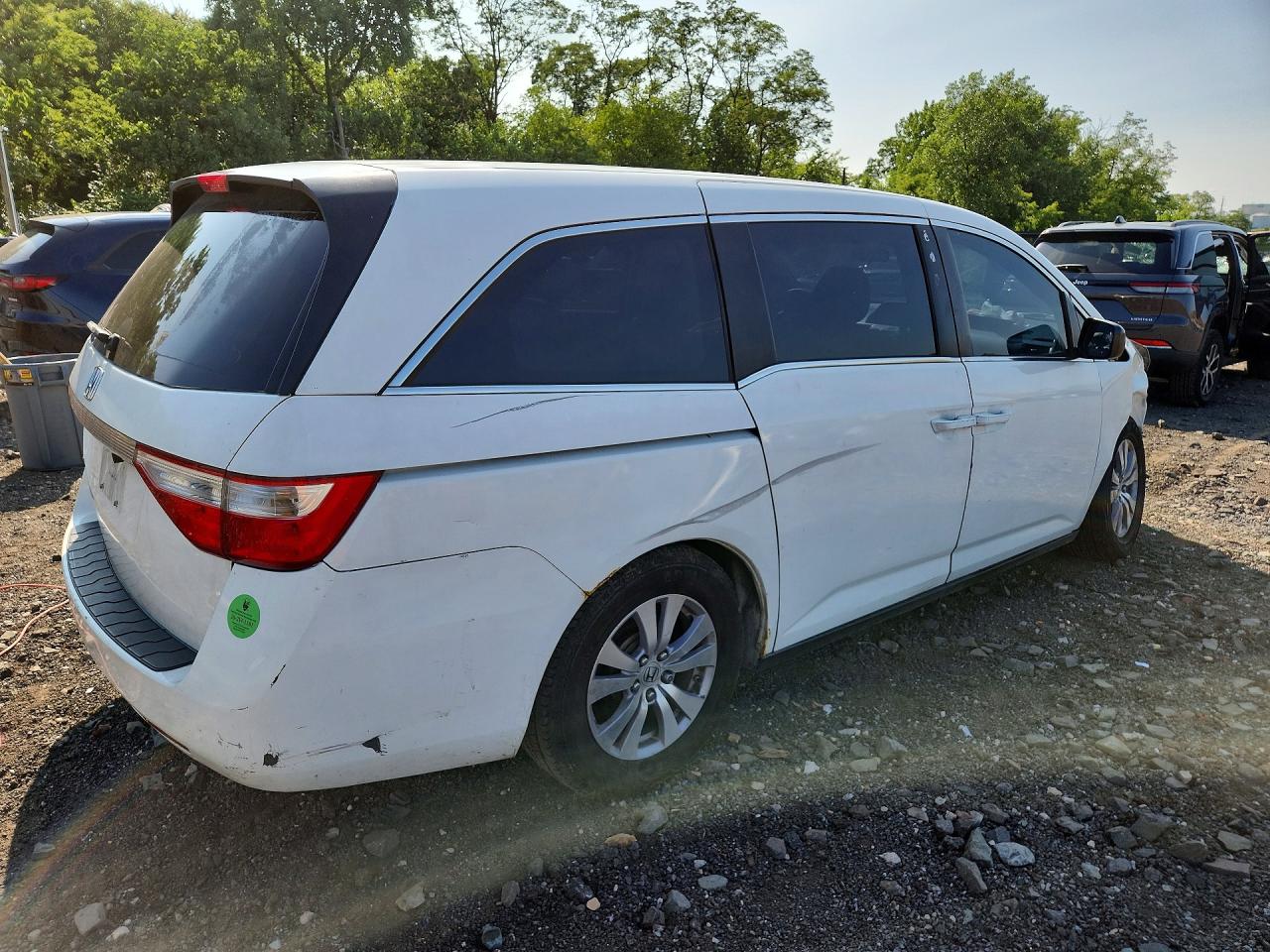 2012 Honda Odyssey Lx White vin: 5FNRL5H25CB096358