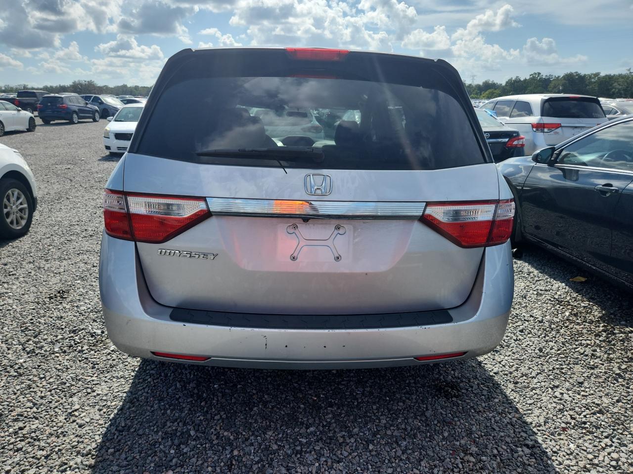 2013 Honda Odyssey Lx Silver vin: 5FNRL5H25DB034170