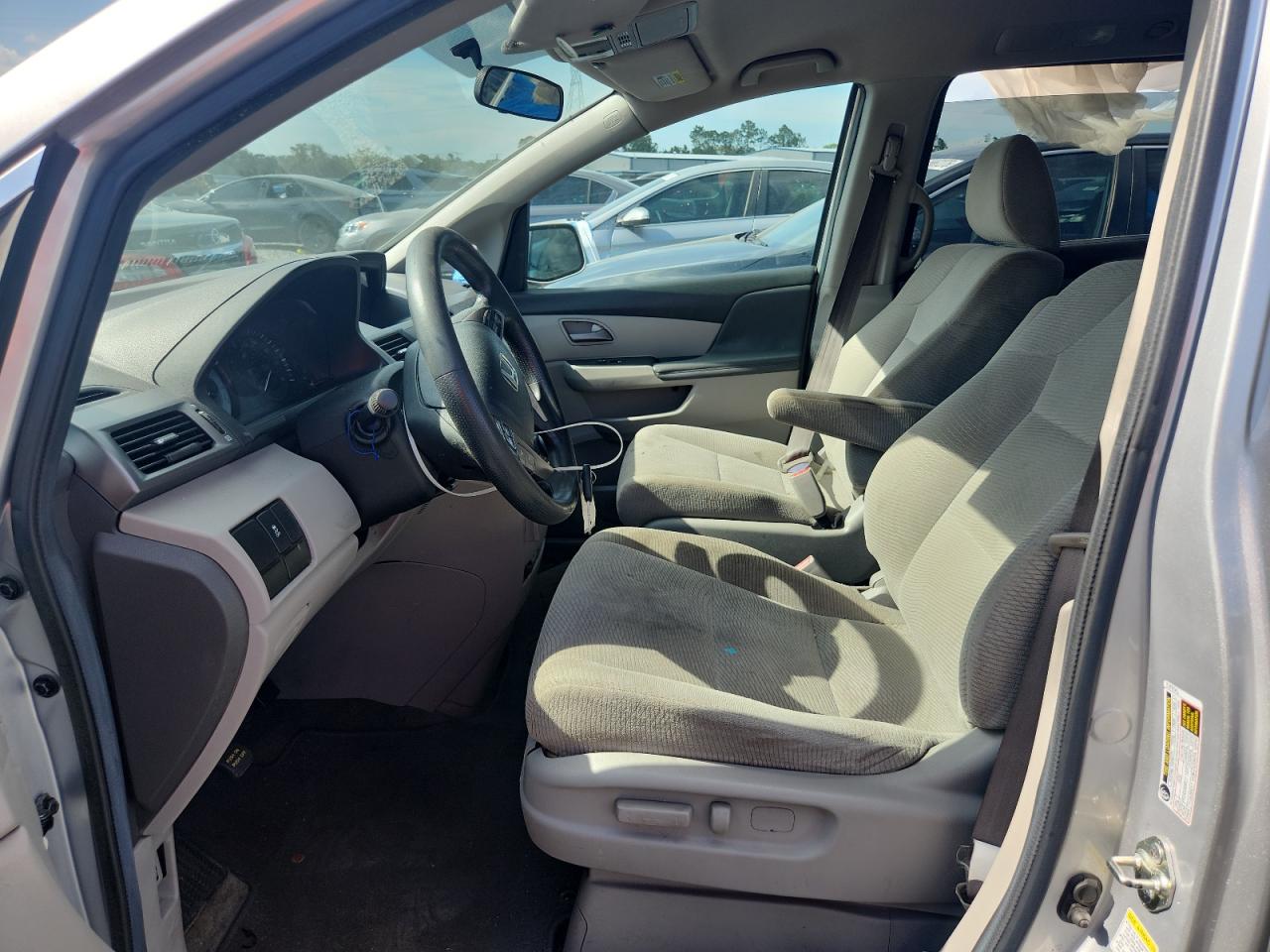 2013 Honda Odyssey Lx Silver vin: 5FNRL5H25DB034170