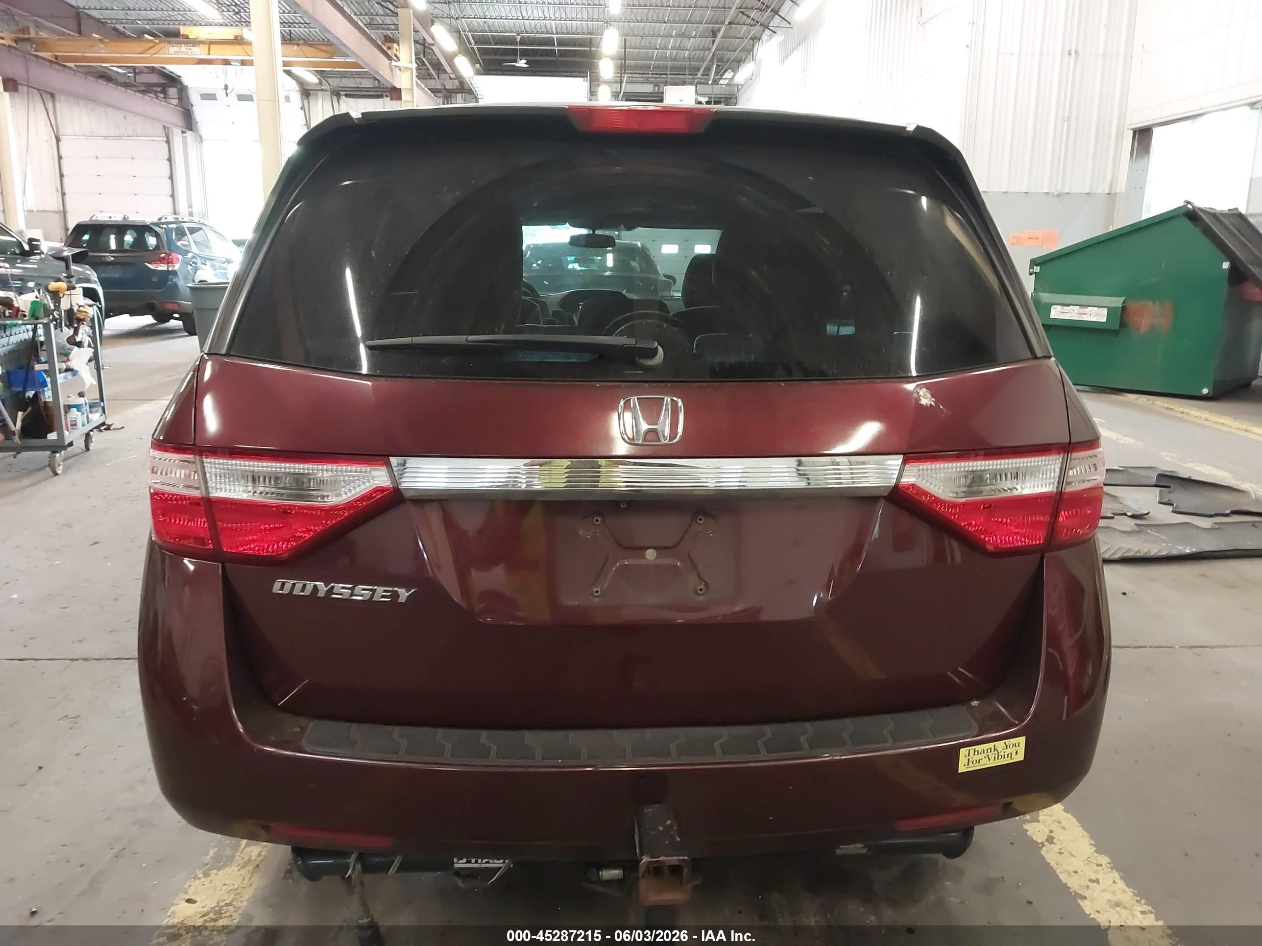 2013 Honda Odyssey Lx Maroon vin: 5FNRL5H25DB038574