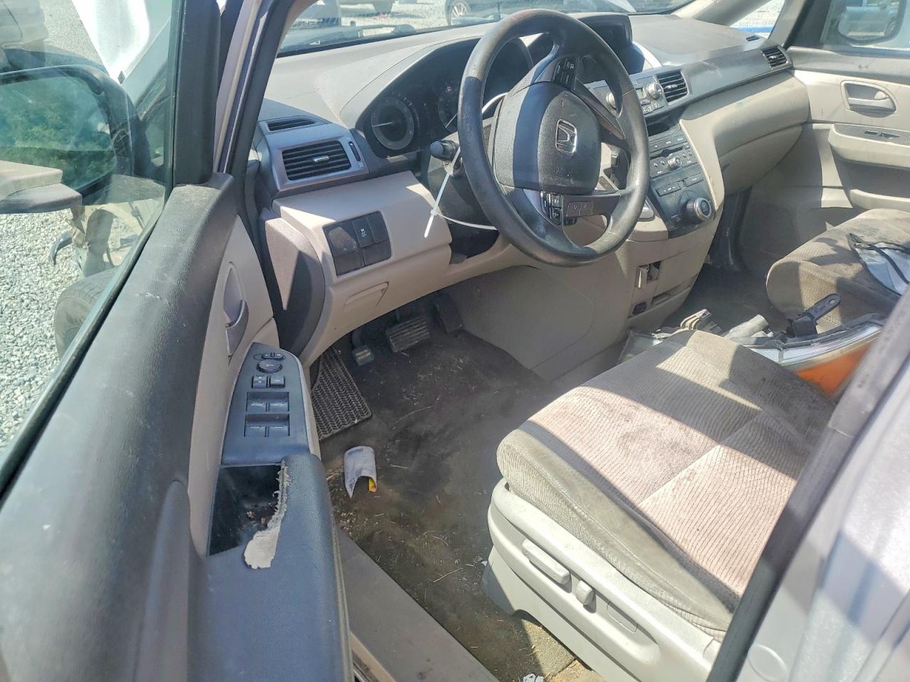 2013 Honda Odyssey Lx Silver vin: 5FNRL5H25DB048134