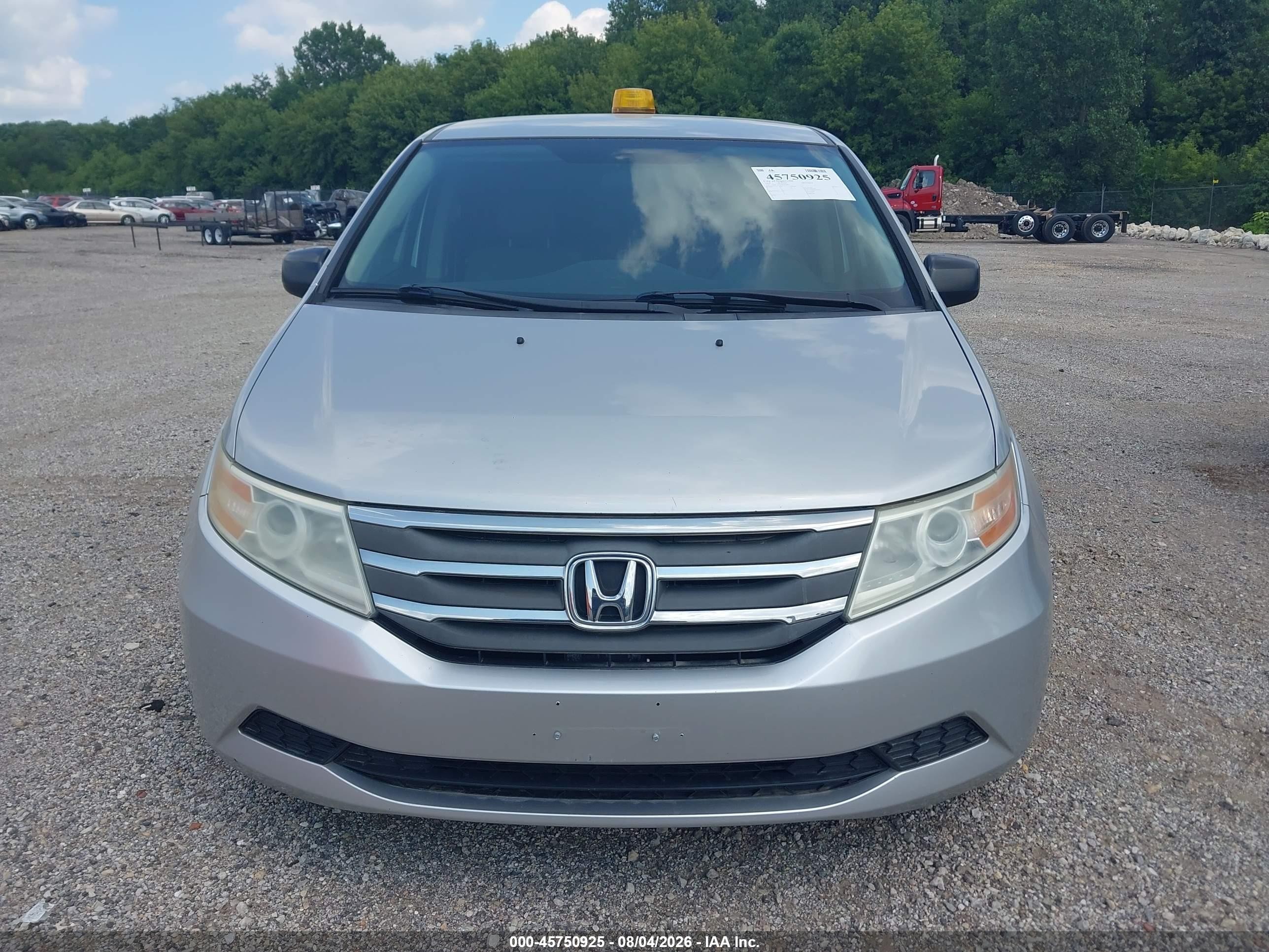 2013 Honda Odyssey Lx Silver vin: 5FNRL5H25DB062499