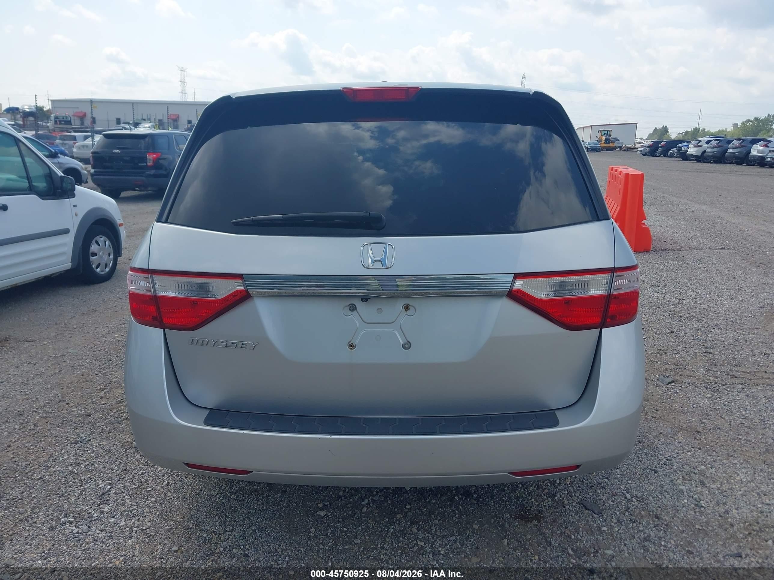 2013 Honda Odyssey Lx Silver vin: 5FNRL5H25DB062499