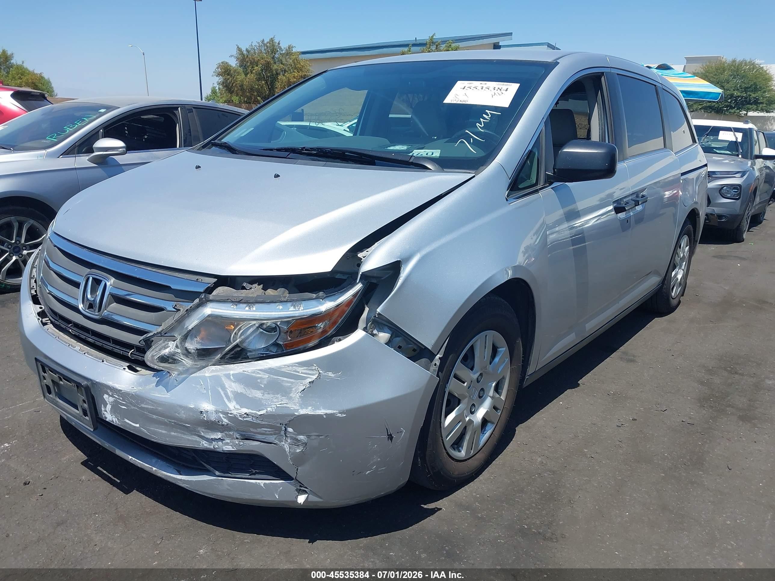 2013 Honda Odyssey Lx Silver vin: 5FNRL5H25DB062793