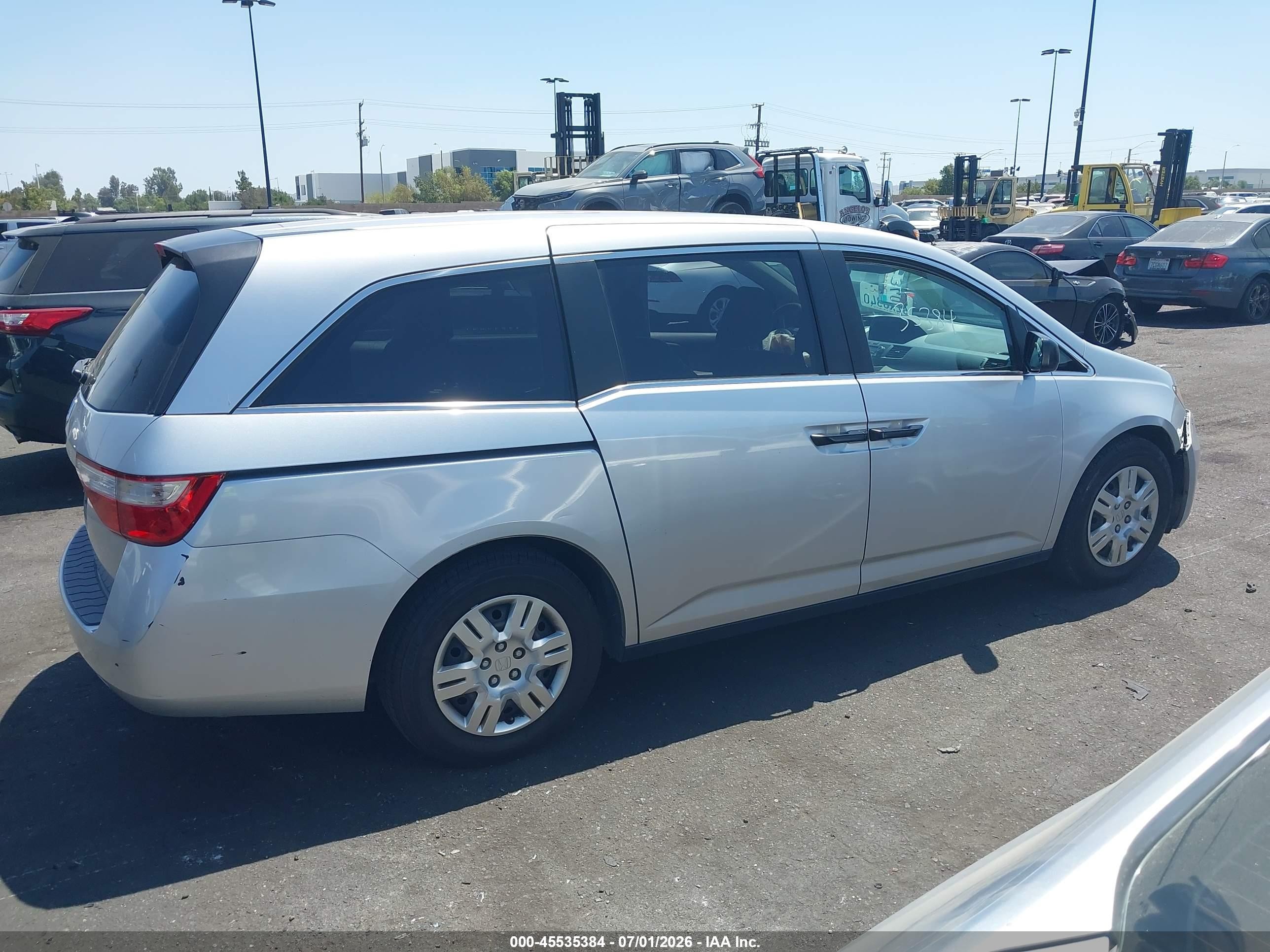 2013 Honda Odyssey Lx Silver vin: 5FNRL5H25DB062793