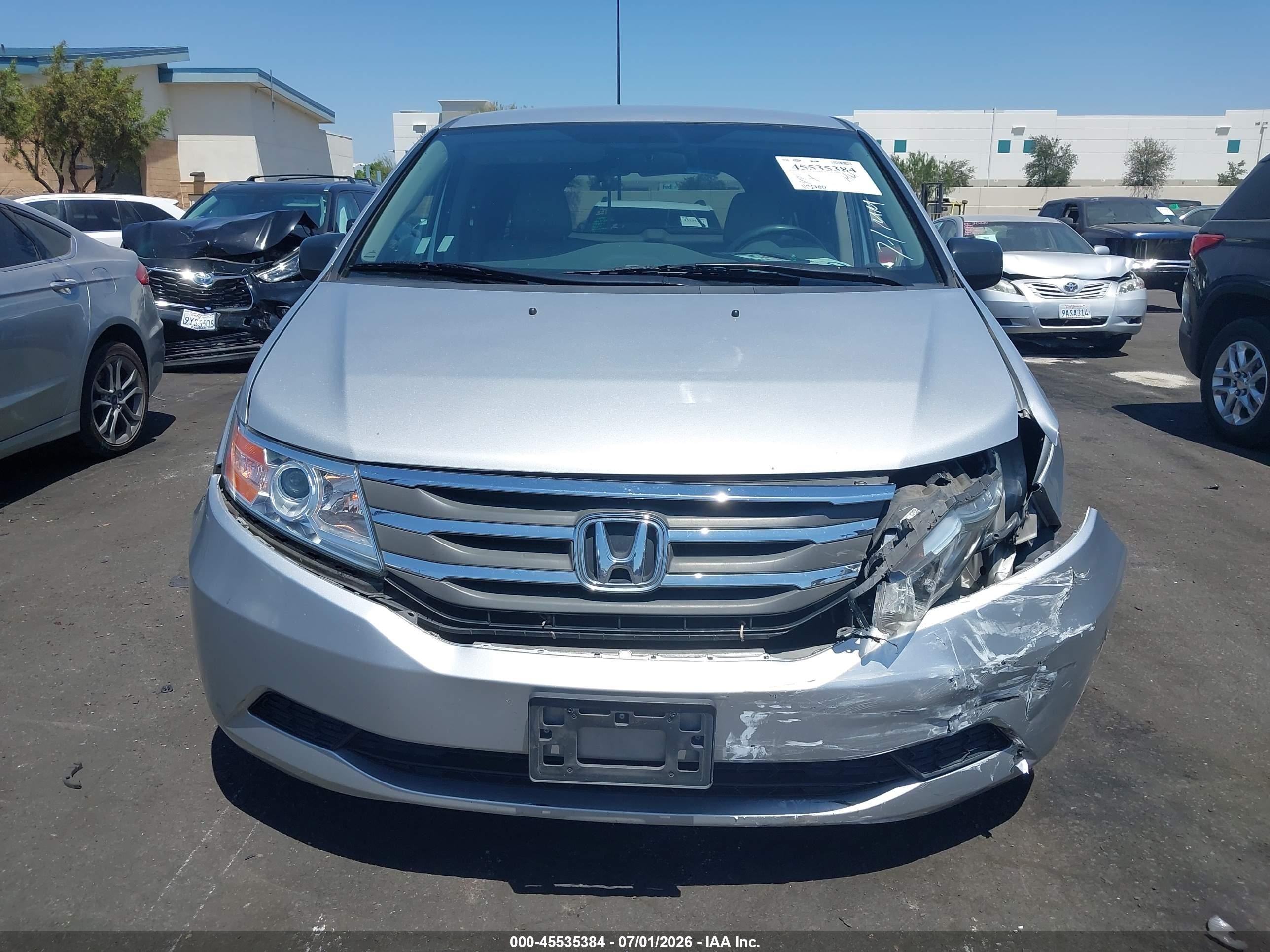 2013 Honda Odyssey Lx Silver vin: 5FNRL5H25DB062793