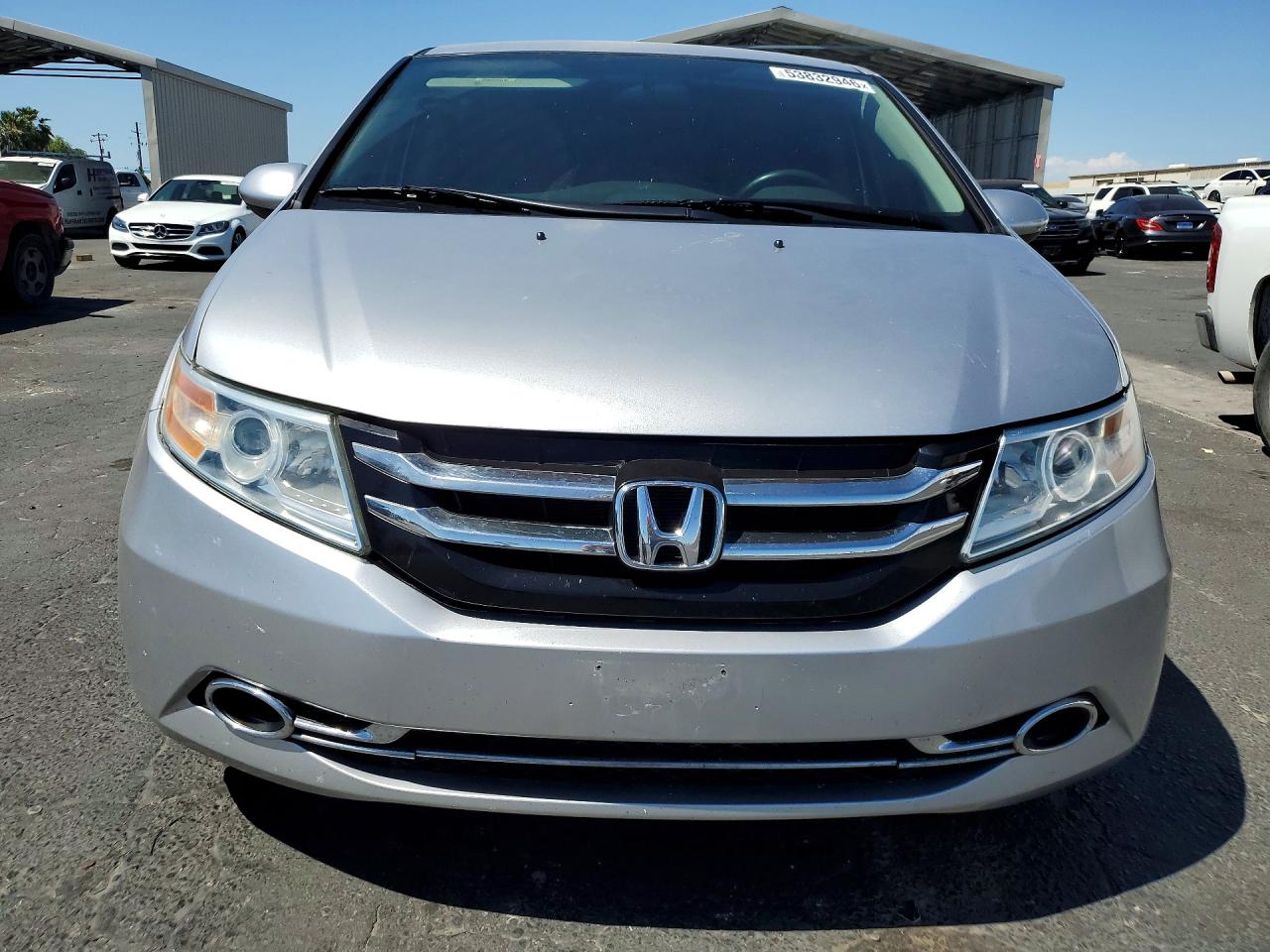 2015 Honda Odyssey Lx Silver vin: 5FNRL5H25FB002662
