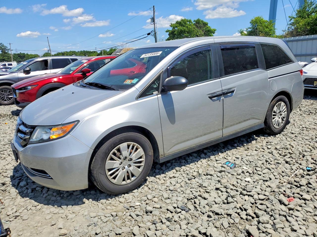 2015 Honda Odyssey Lx Silver vin: 5FNRL5H25FB084988