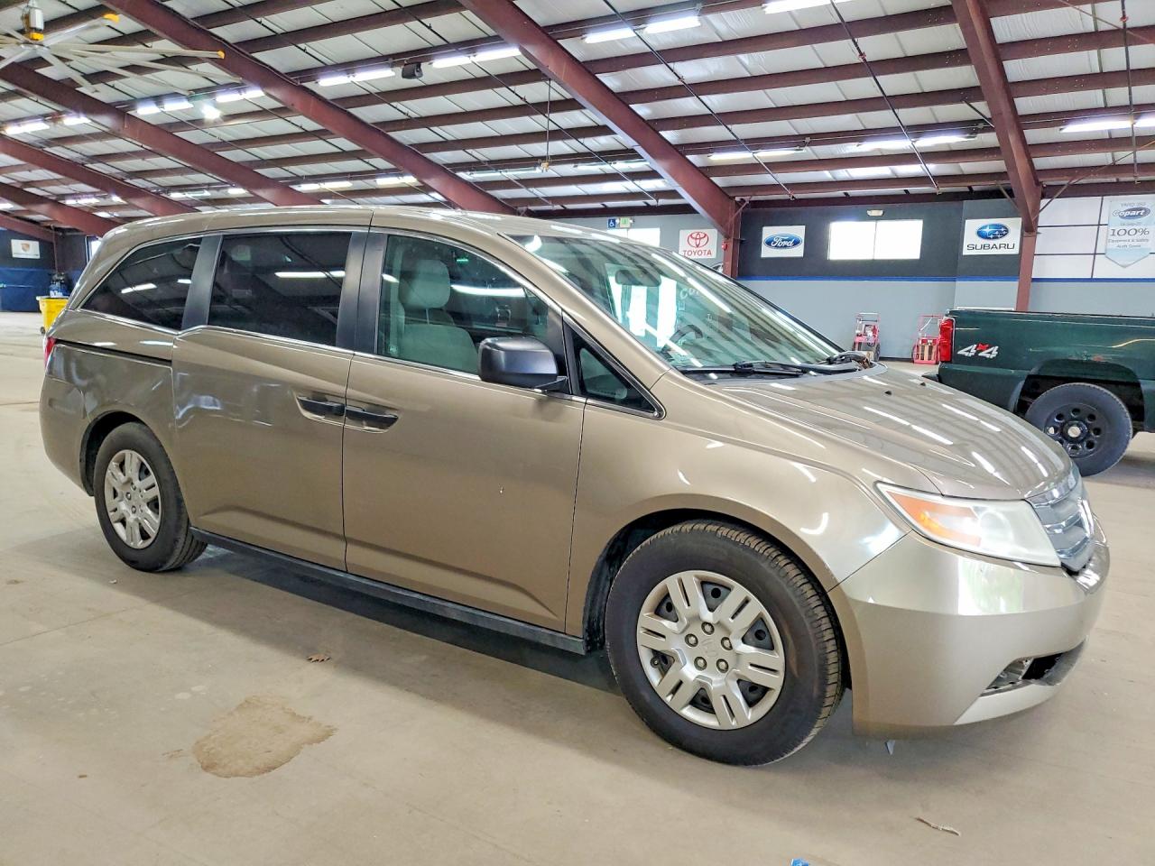 2011 Honda Odyssey Lx Tan vin: 5FNRL5H26BB040475