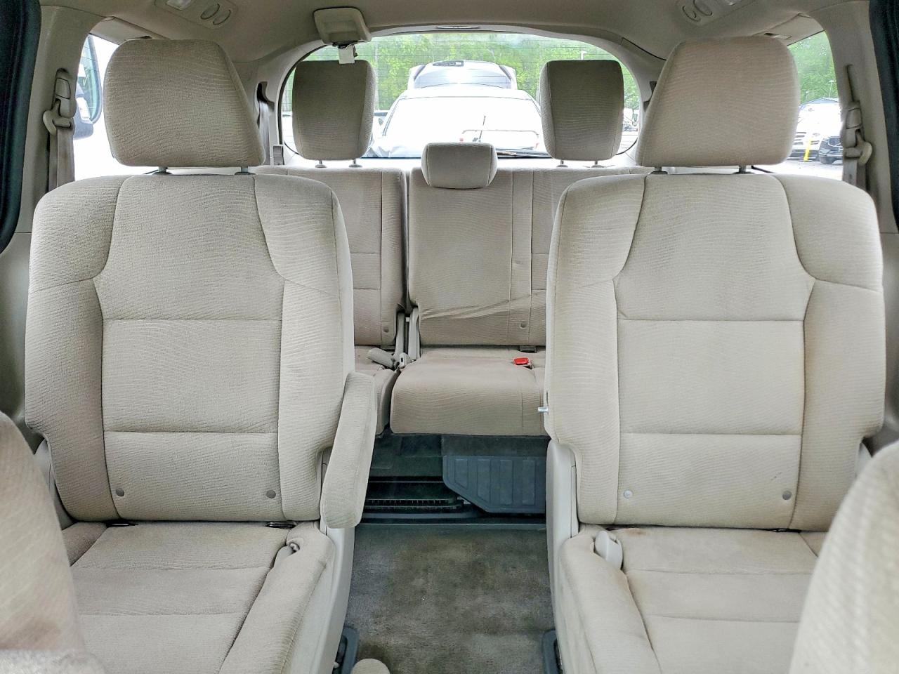 2011 Honda Odyssey Lx Tan vin: 5FNRL5H26BB040475