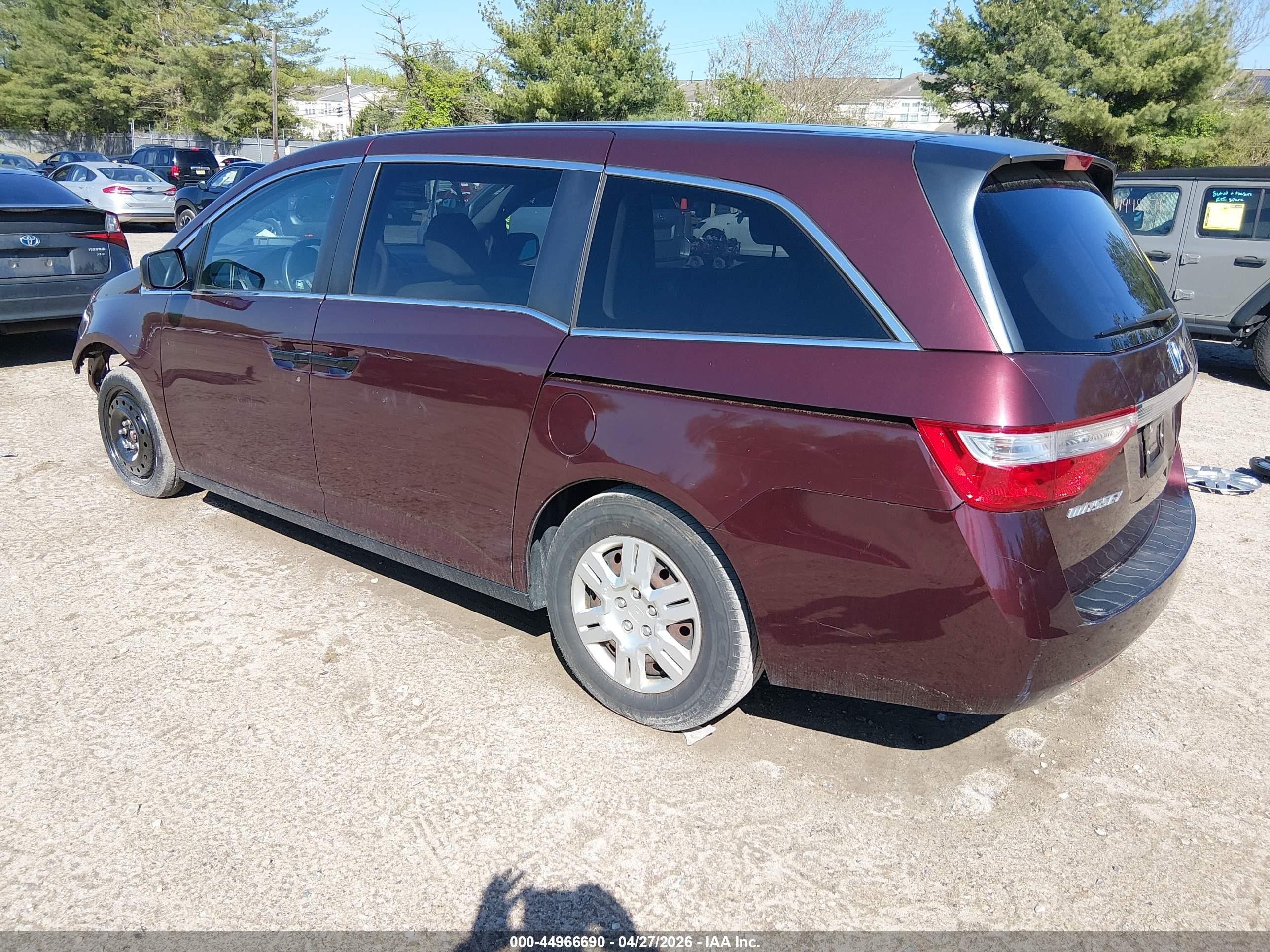 2012 Honda Odyssey Lx Maroon vin: 5FNRL5H26CB042745