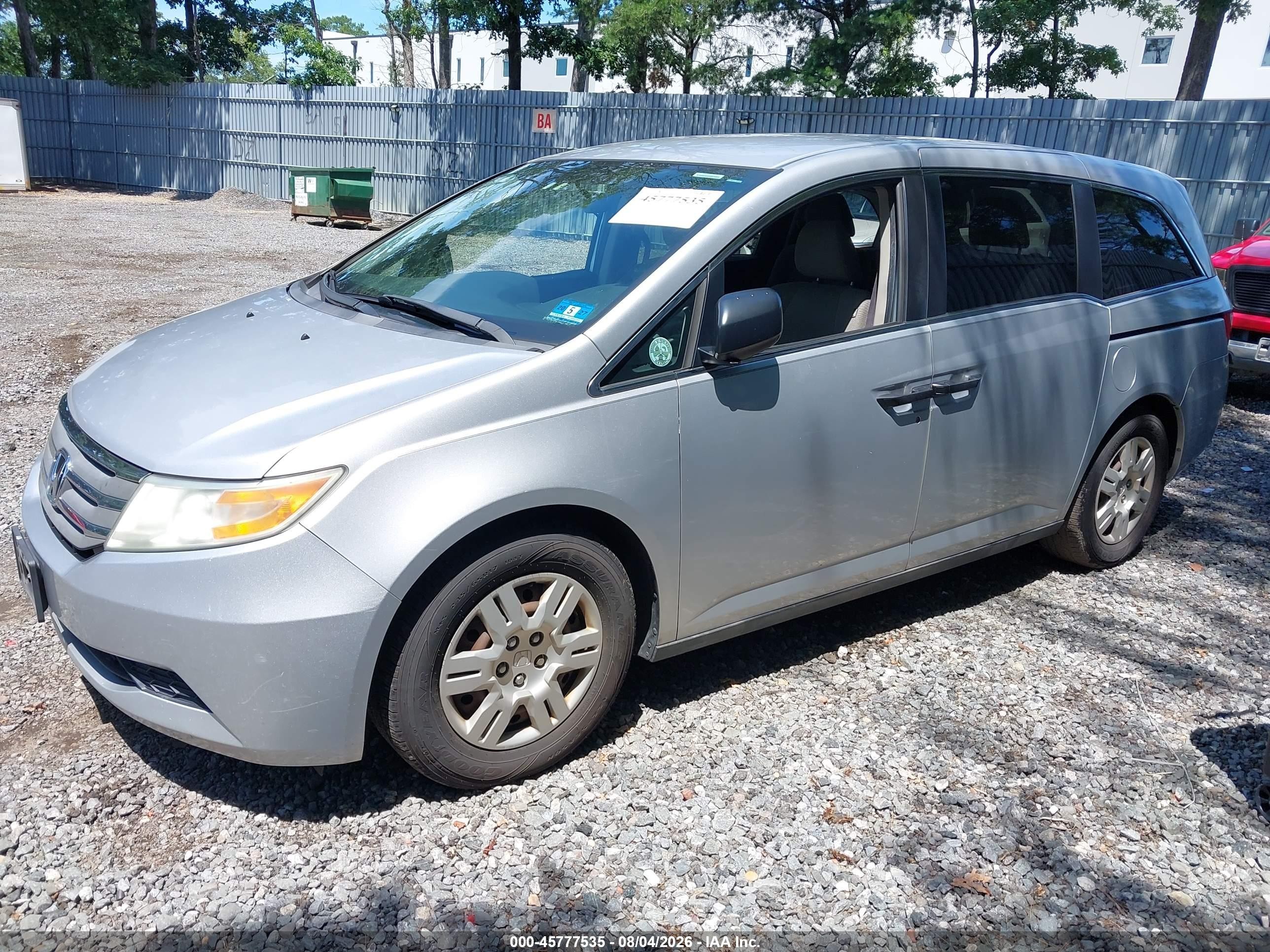 2012 Honda Odyssey Lx Silver vin: 5FNRL5H26CB092948