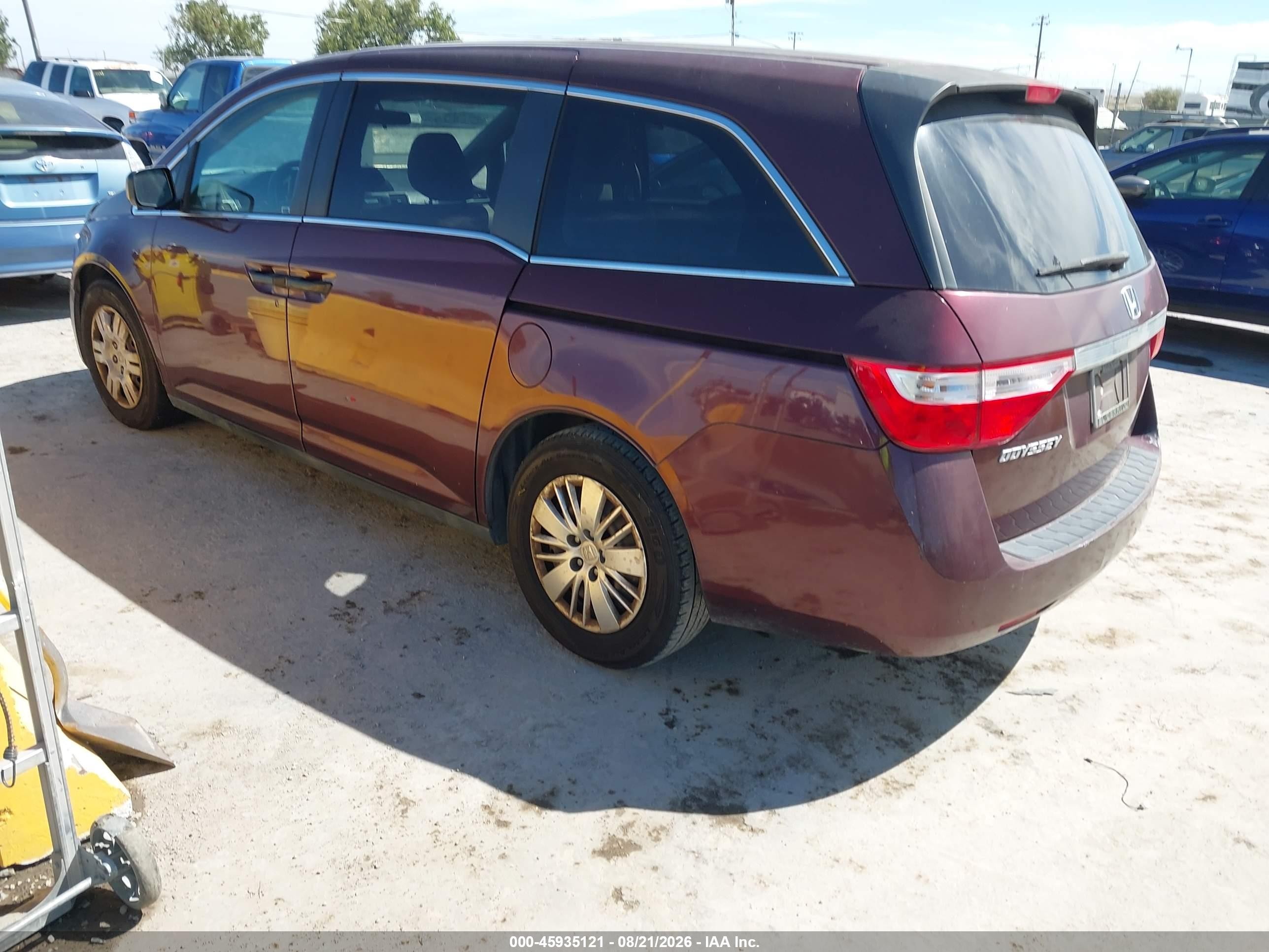 2013 Honda Odyssey Lx Maroon vin: 5FNRL5H26DB041273