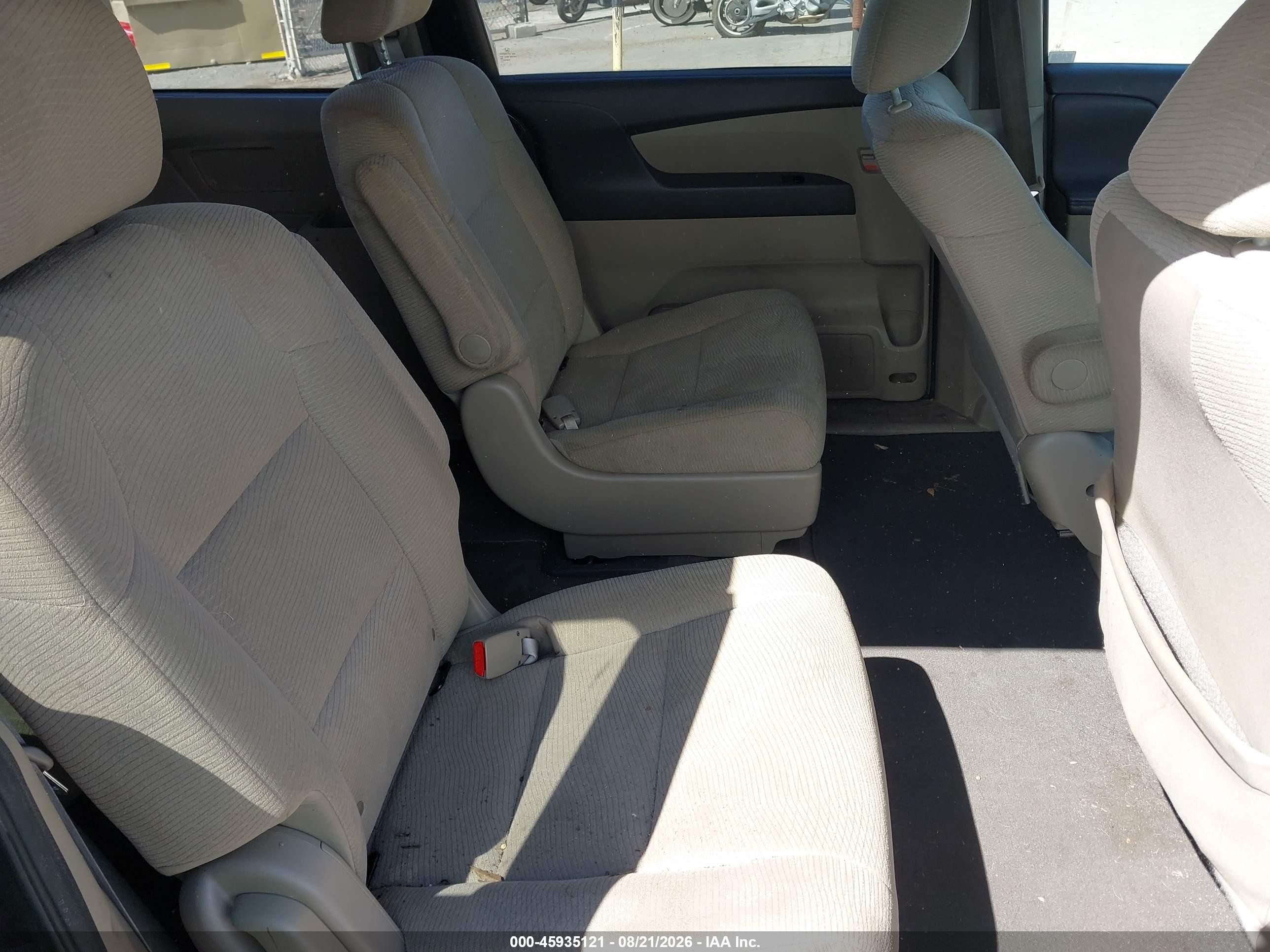 2013 Honda Odyssey Lx Maroon vin: 5FNRL5H26DB041273
