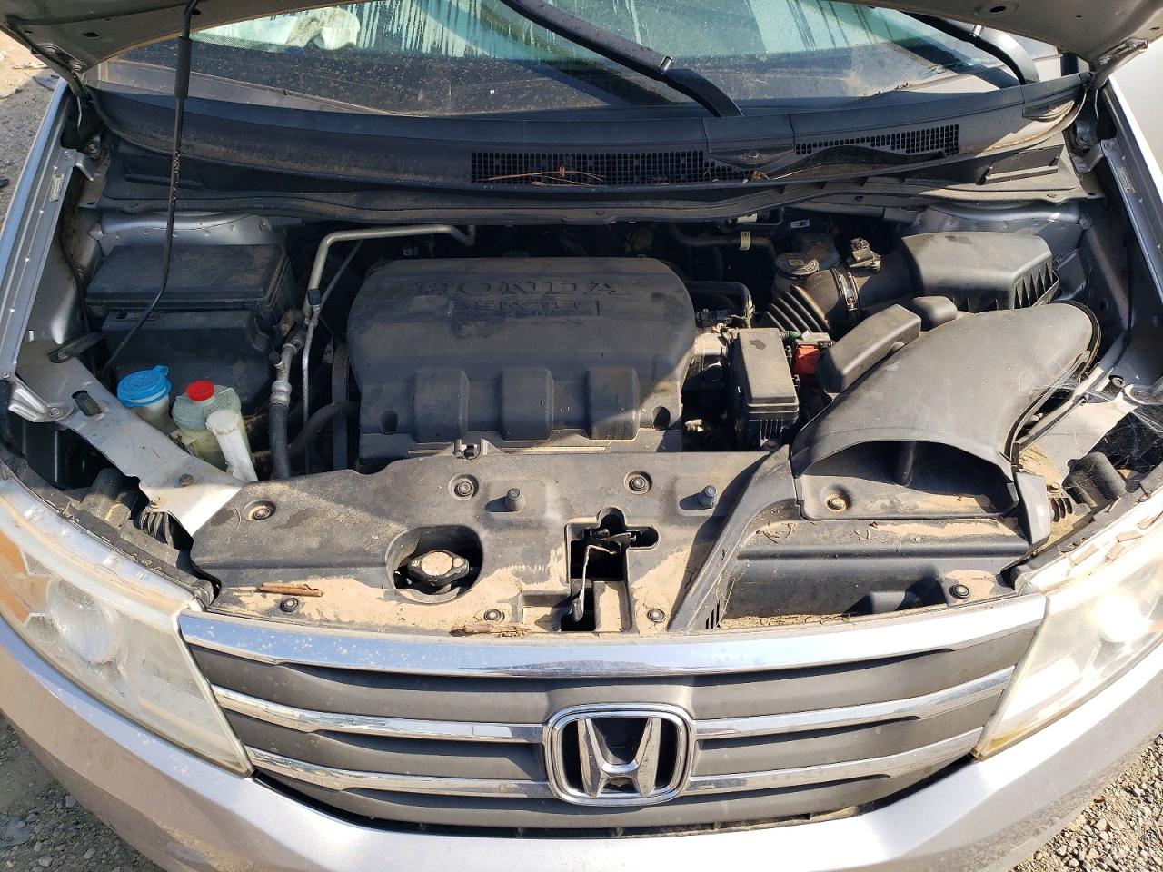 2013 Honda Odyssey Lx Silver vin: 5FNRL5H26DB084284