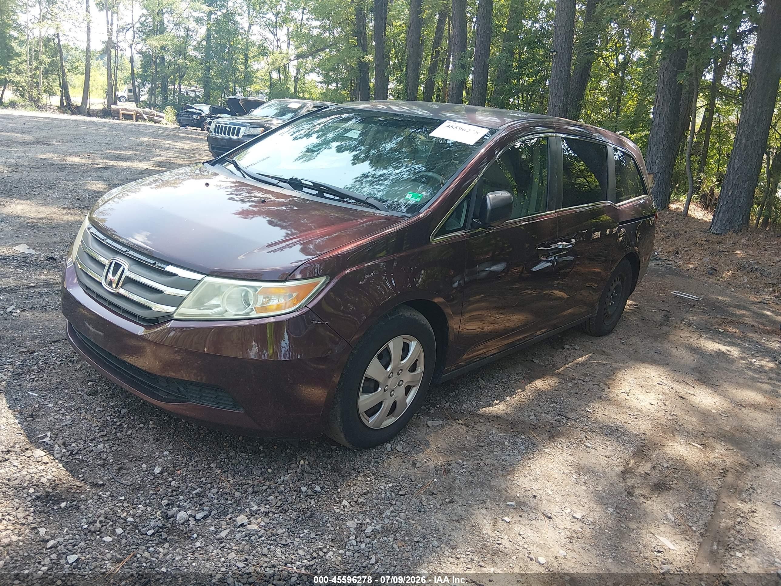2013 Honda Odyssey Lx Темно-бордовый vin: 5FNRL5H26DB088853