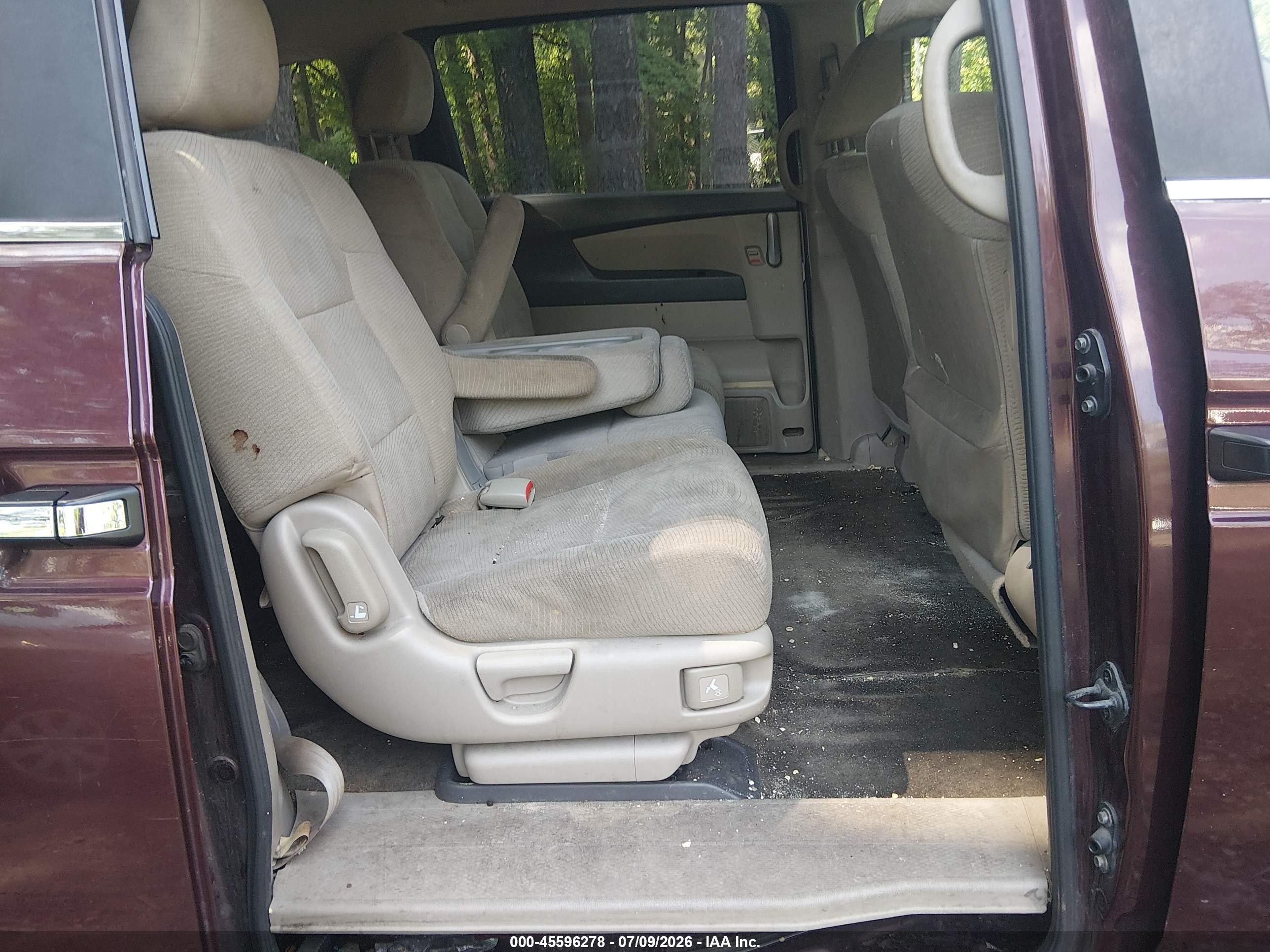 2013 Honda Odyssey Lx Темно-бордовый vin: 5FNRL5H26DB088853