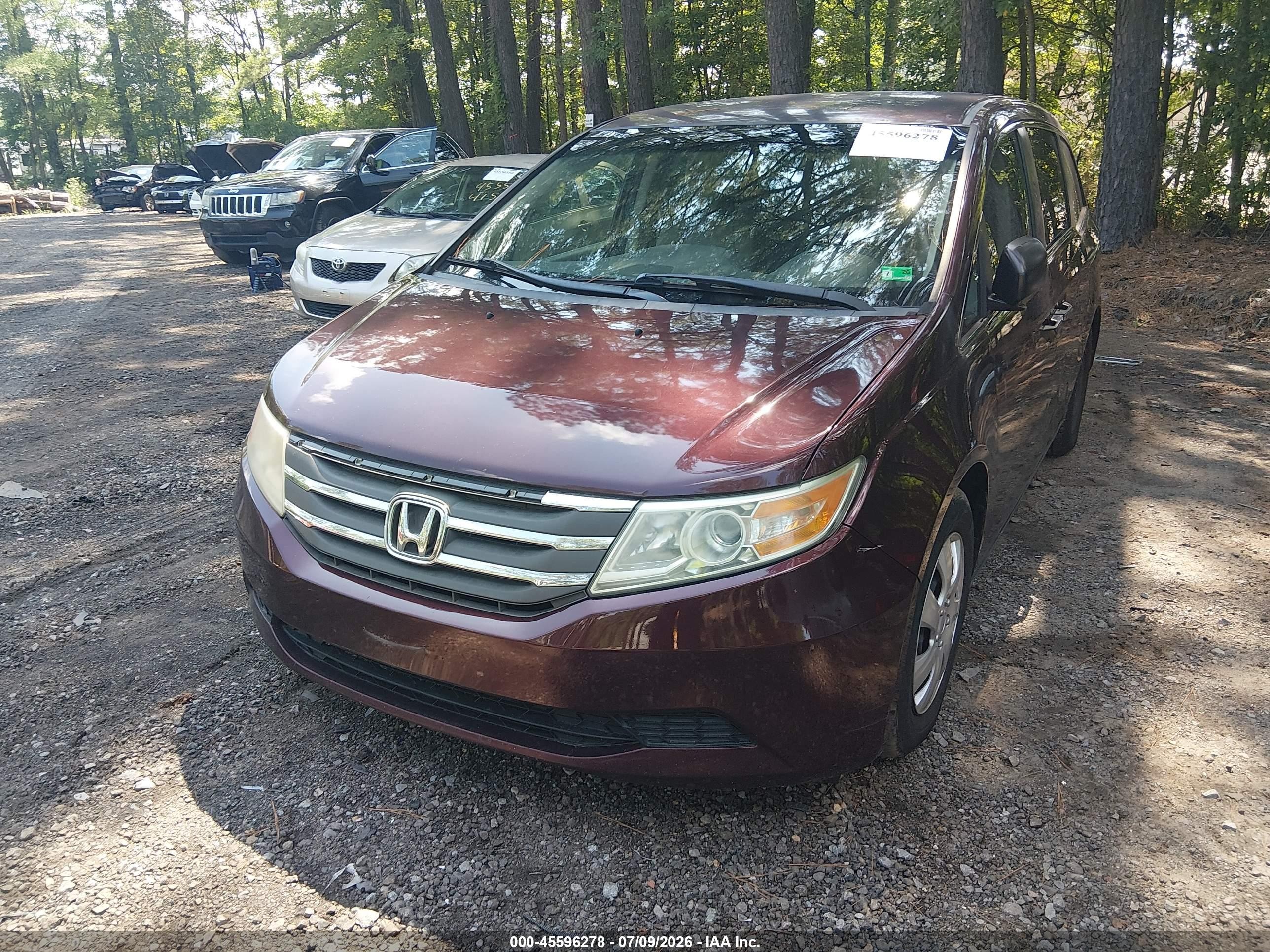 2013 Honda Odyssey Lx Темно-бордовый vin: 5FNRL5H26DB088853