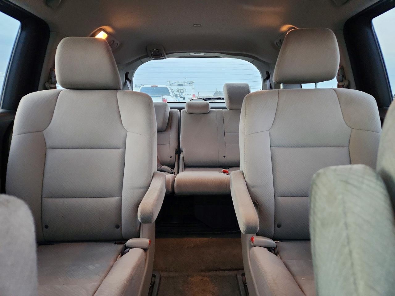 2014 Honda Odyssey Lx Gray vin: 5FNRL5H26EB011191